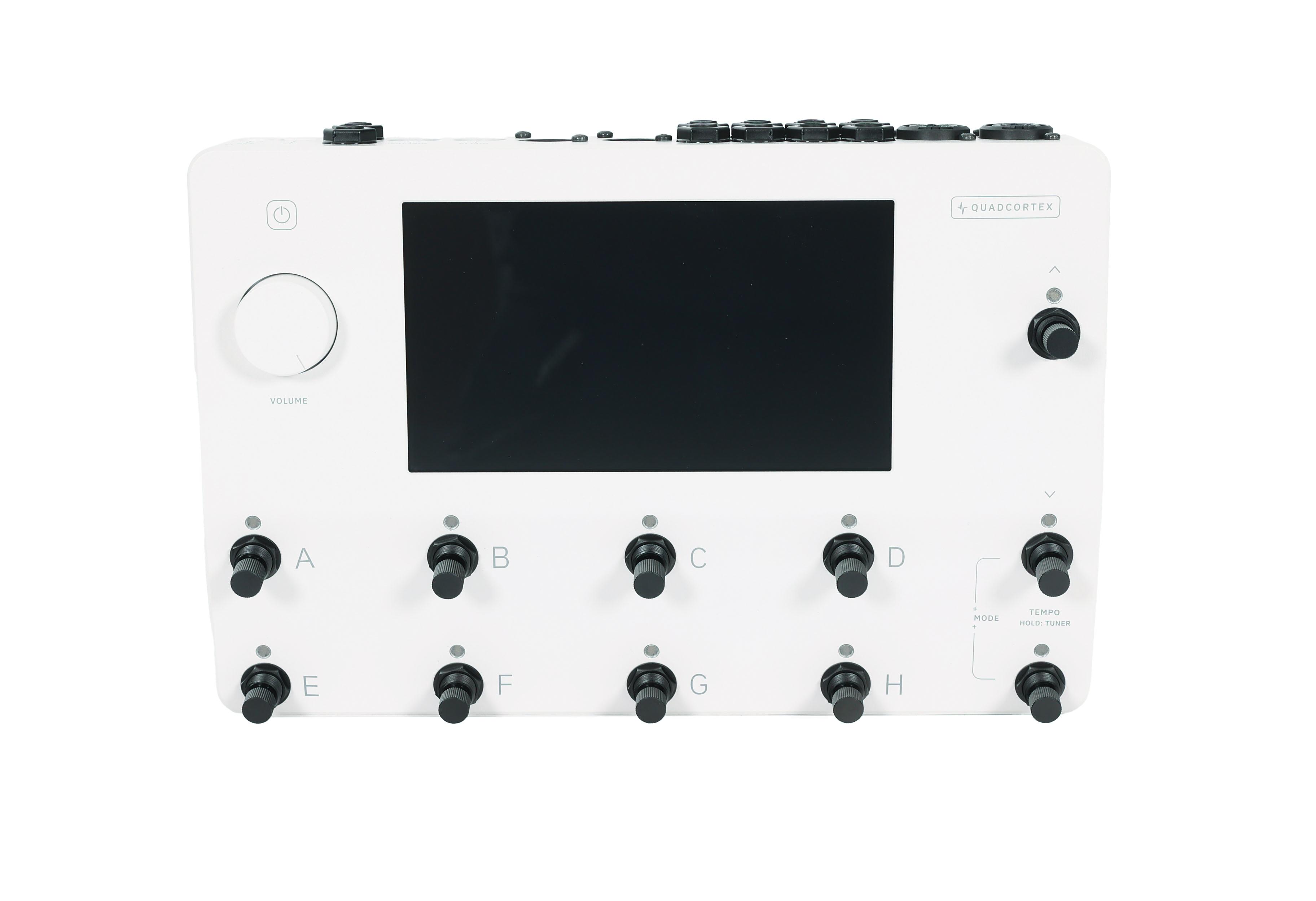 Neural DSP Quad Cortex QC Digital Effects Processor and Amp Modeller in Black and White - IMGL0851.jpg