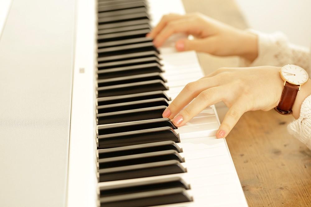 Korg B2 Plus in White - B2PLUS-WH_3.jpg