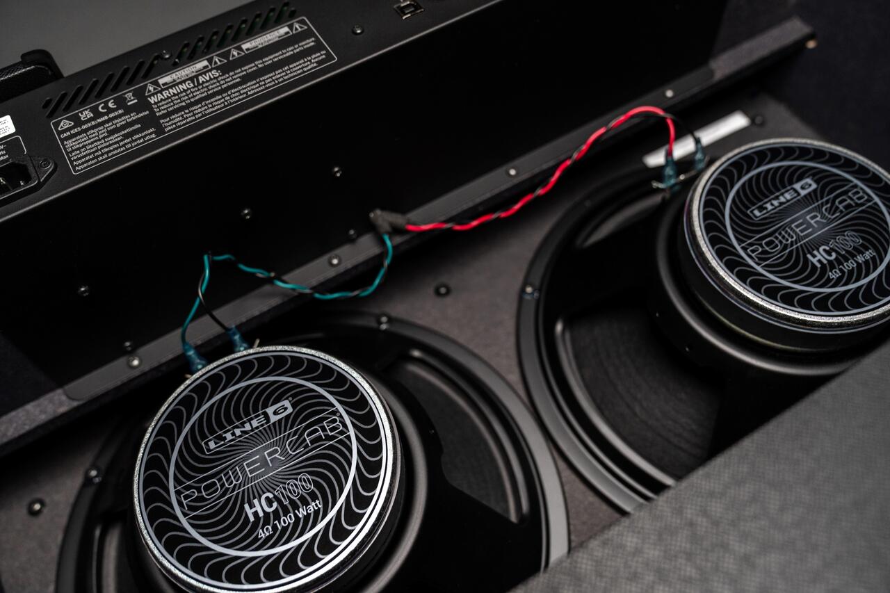 Line 6 Powercab CL212 Active  Multi-Voice 2x12" Guitar Cab - Powercab CL 212_Beauty_6288.jpg