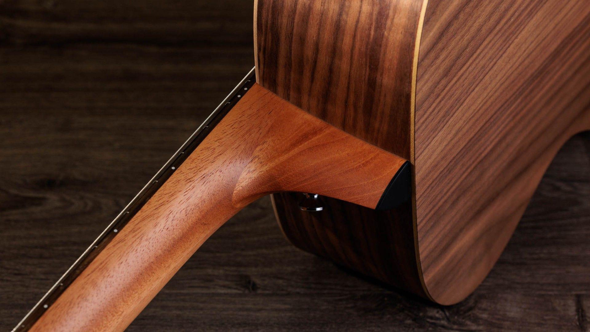 B Stock : Taylor Academy Series 12e-N Nylon String - Walnut Back & Sides with Torrefied Spruce 001 - Taylor-Academy-12e-N-2209223132-gallery-10-2023.jpg