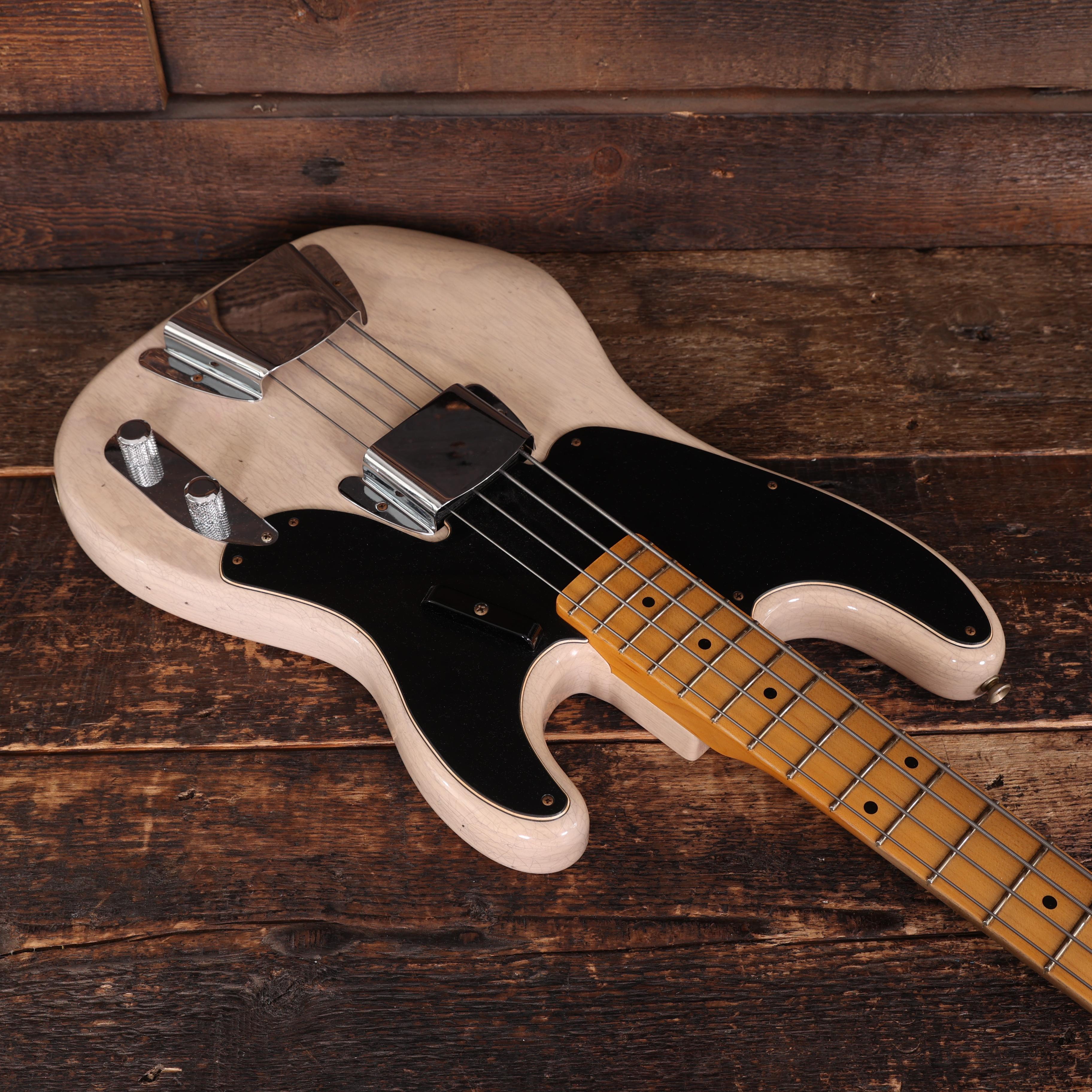 Fender Custom Shop '54 Precision Bass Journeyman Relic in Aged Opaque White Blonde - CZ581767 (12).JPG