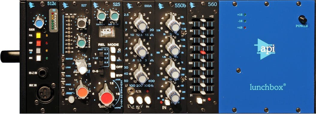 API 6-slot Lunchbox for up to 6 x 500 Series Modules, Discrete Connectors - 453286-prod_5006B_1_m.jpg
