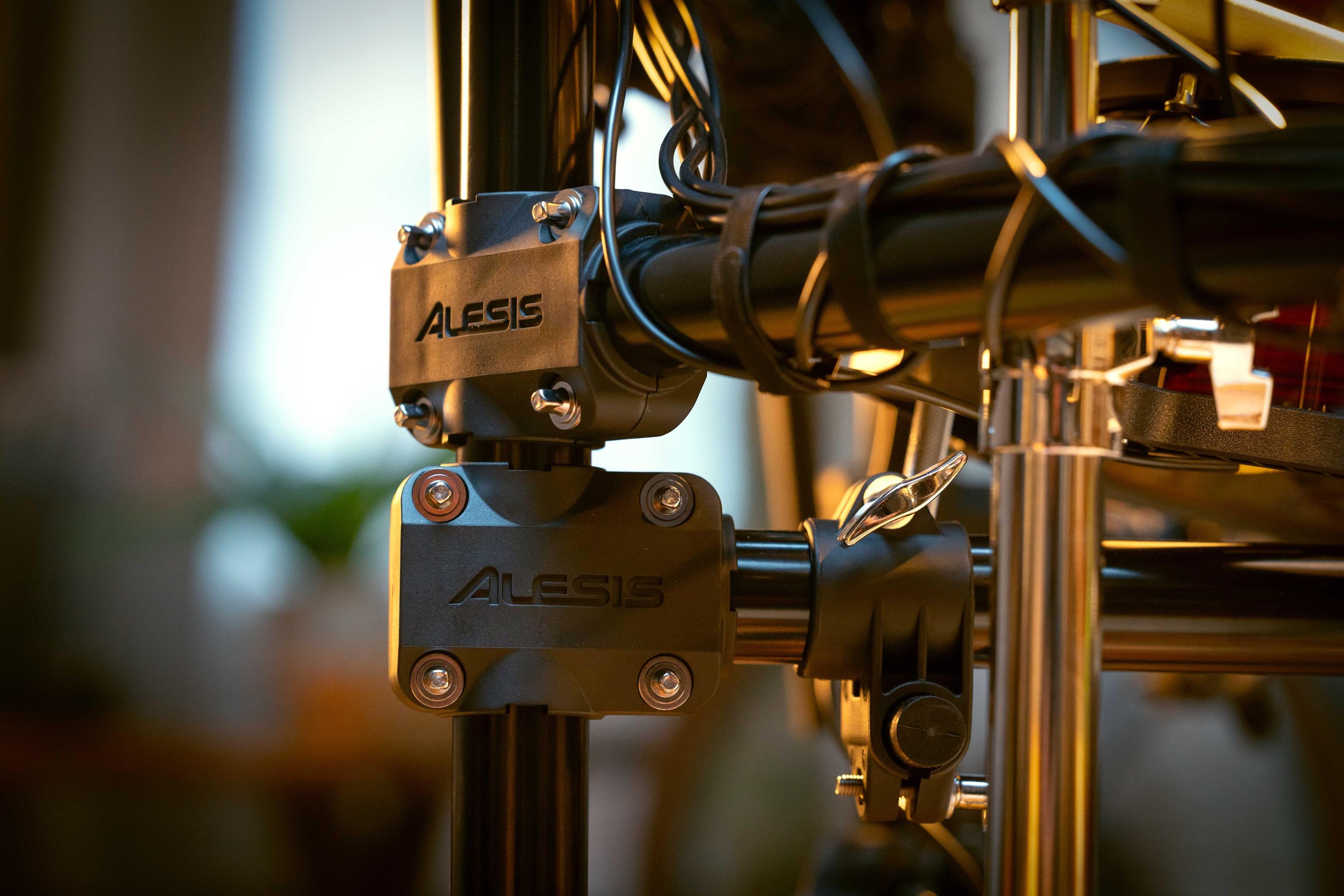 Alesis Nitro Ultimate Electronic Drum Kit  - NITROULTIMATE (5)_compressed.jpg