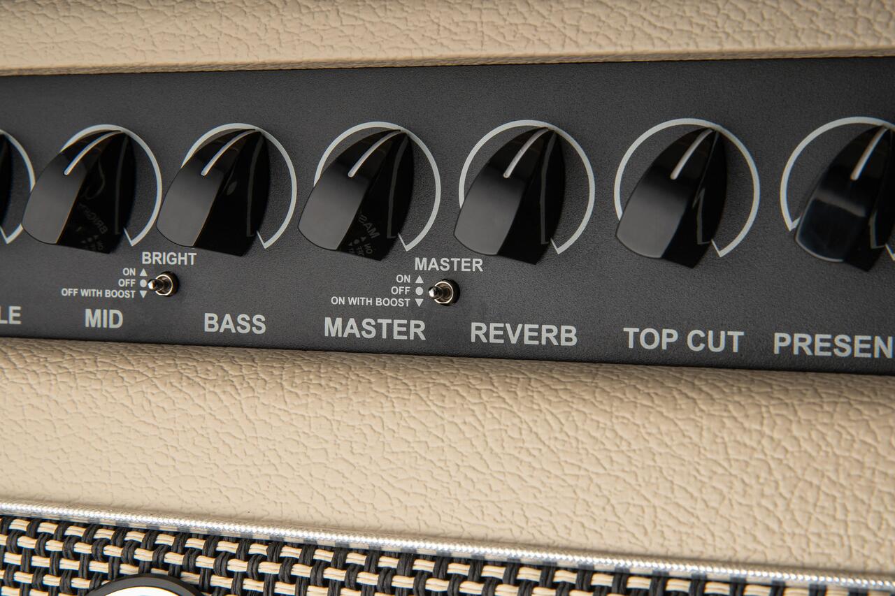 PRS DGT David Grissom 15W 1x12 Guitar Amp Combo - DGT 15 Combo_e - Copy_compressed.jpg