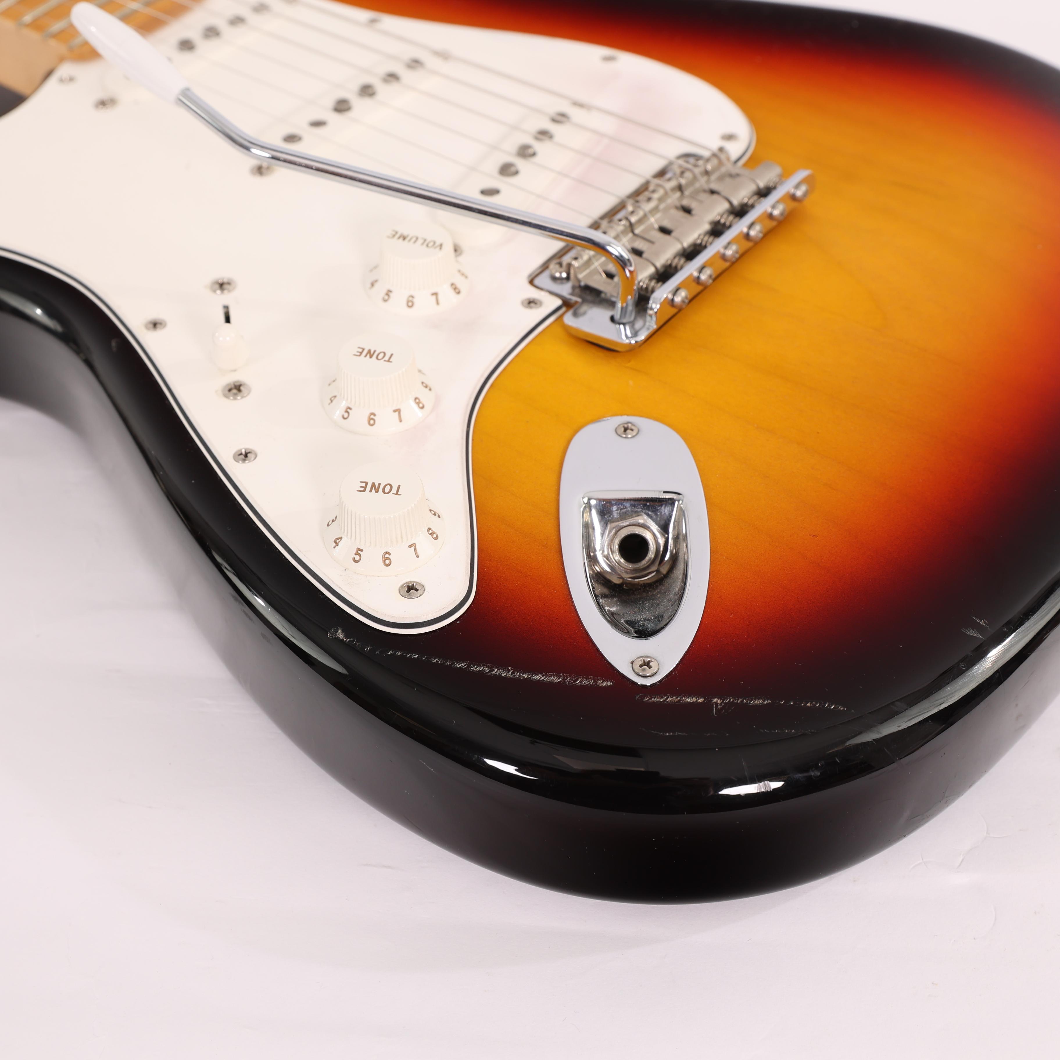 Second Hand Fender Custom Shop Dealer Select '59 NOS Stratocaster 162 - SH-241-5162 (10).jpg