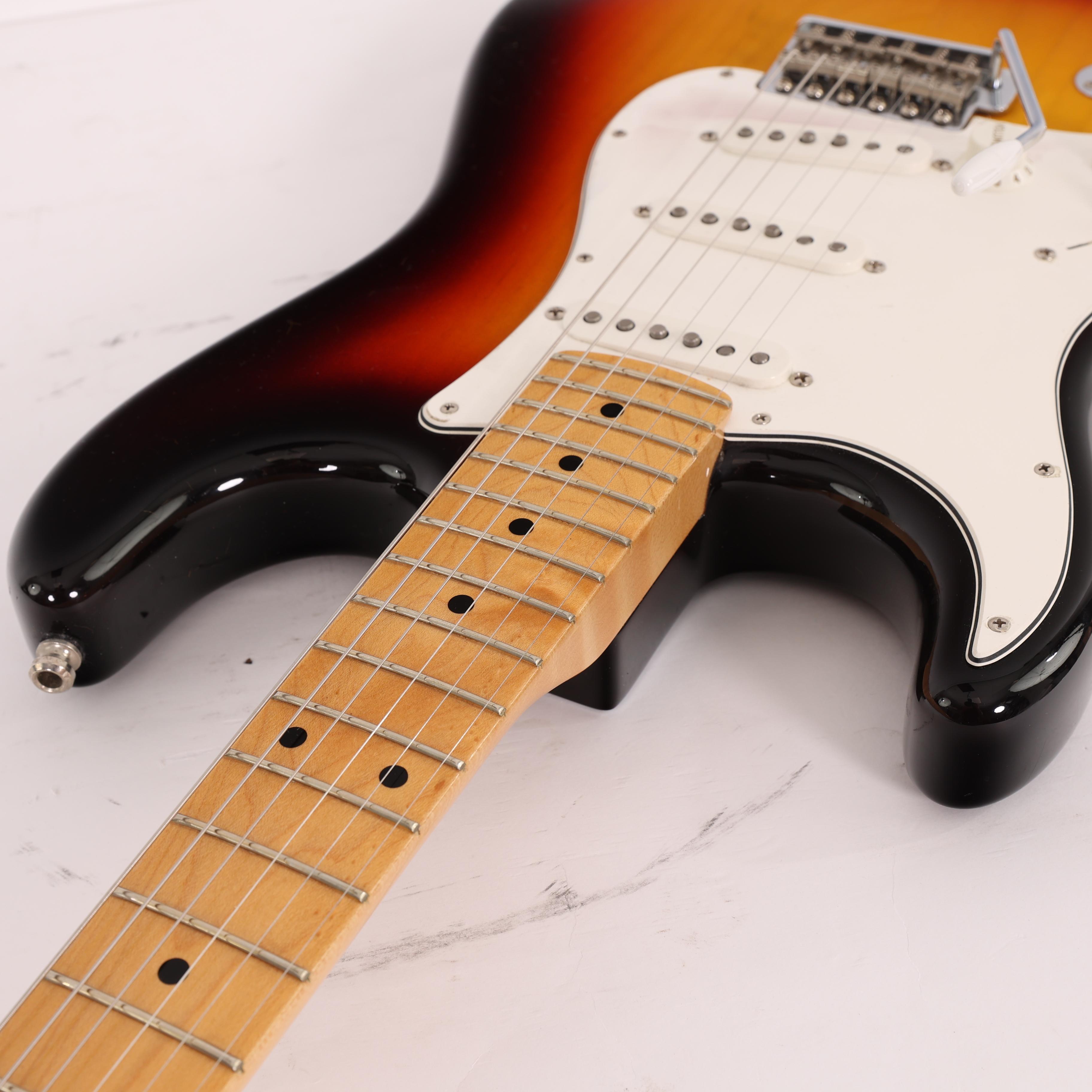 Second Hand Fender Custom Shop Dealer Select '59 NOS Stratocaster 162 - SH-241-5162 (12).jpg