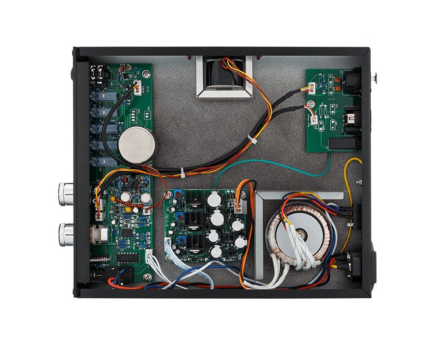 Warm Audio WA12 MKII Half-Rack Discrete Microphone Preamp in Black