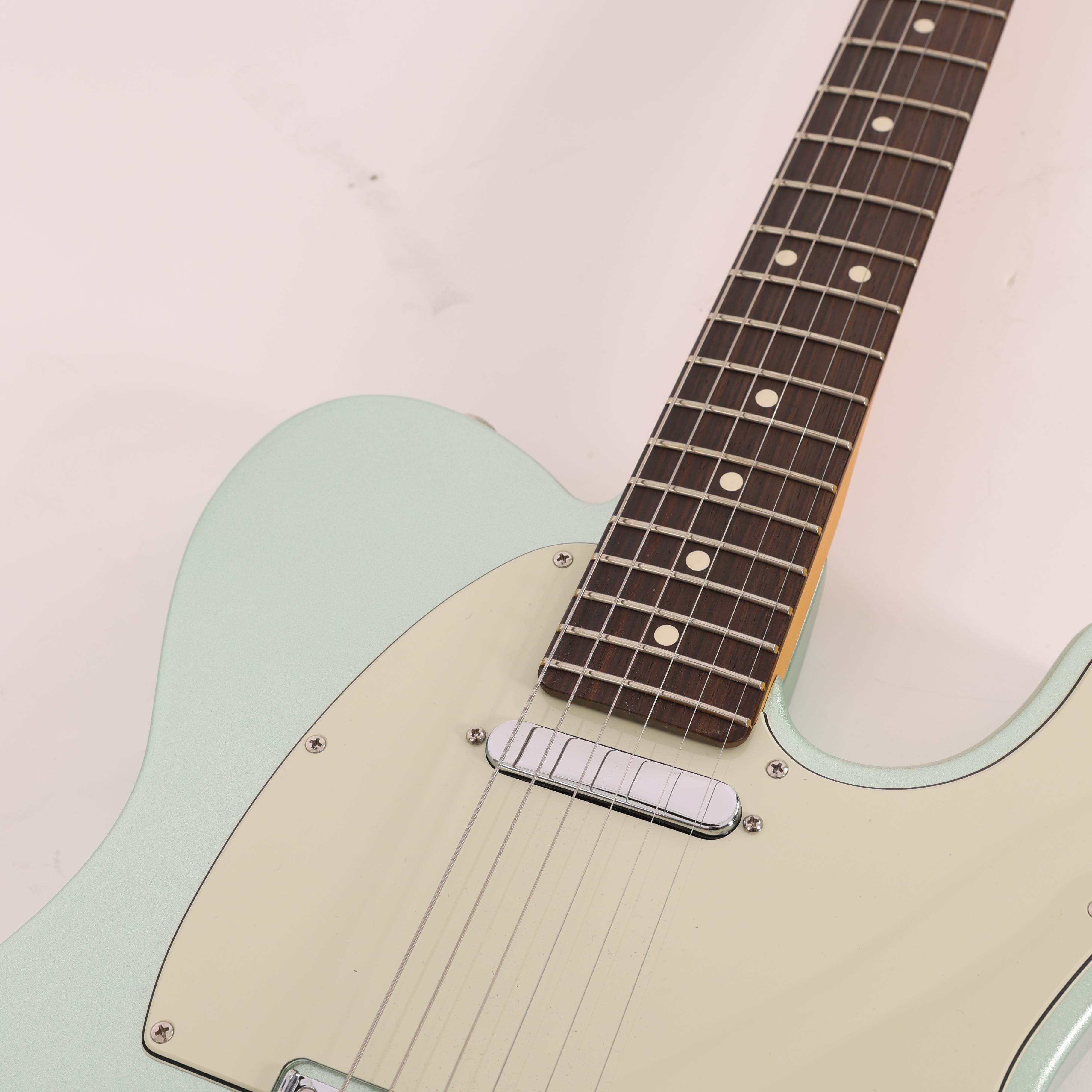 Second Hand Fender American Professional II Telecaster Mystic Surf Green 124 - SH-141-5124 (7).jpg