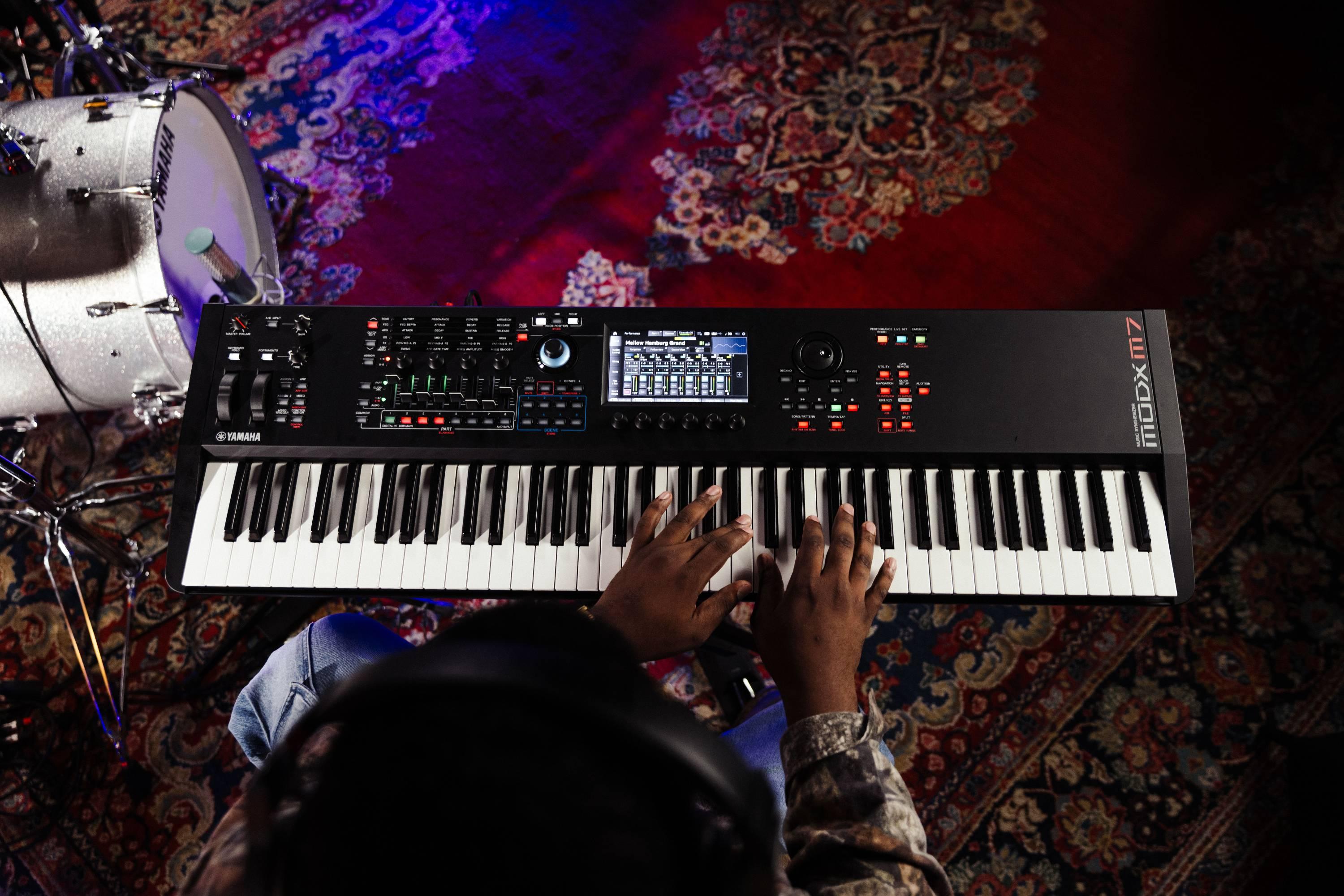 Yamaha MODX M7 76-Key Synthesizer - MODXM7 (2)_compressed (1).jpg