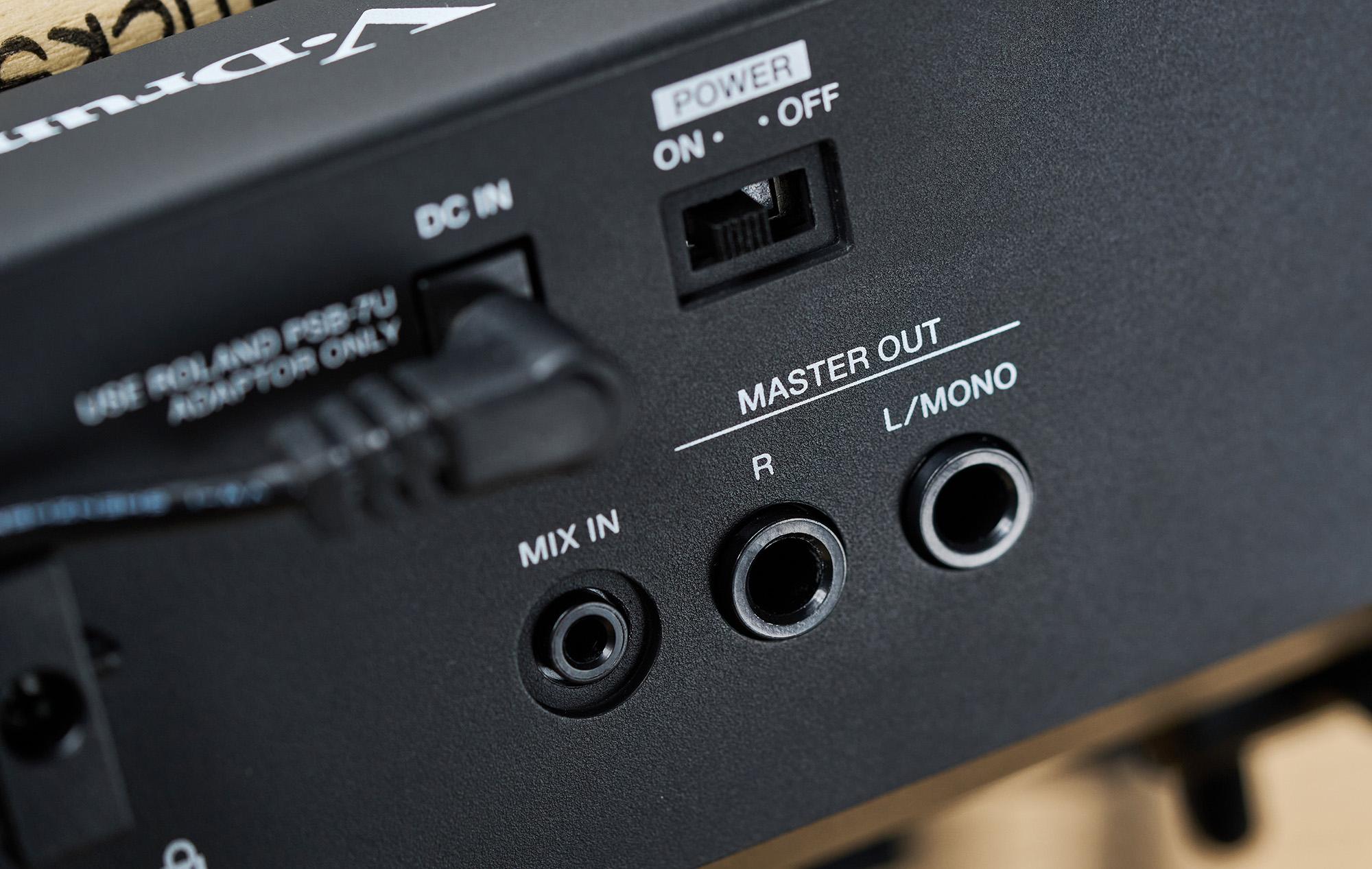 Roland V31 V-Drums Electronic Drum Module - V31_vdrums_180.jpg
