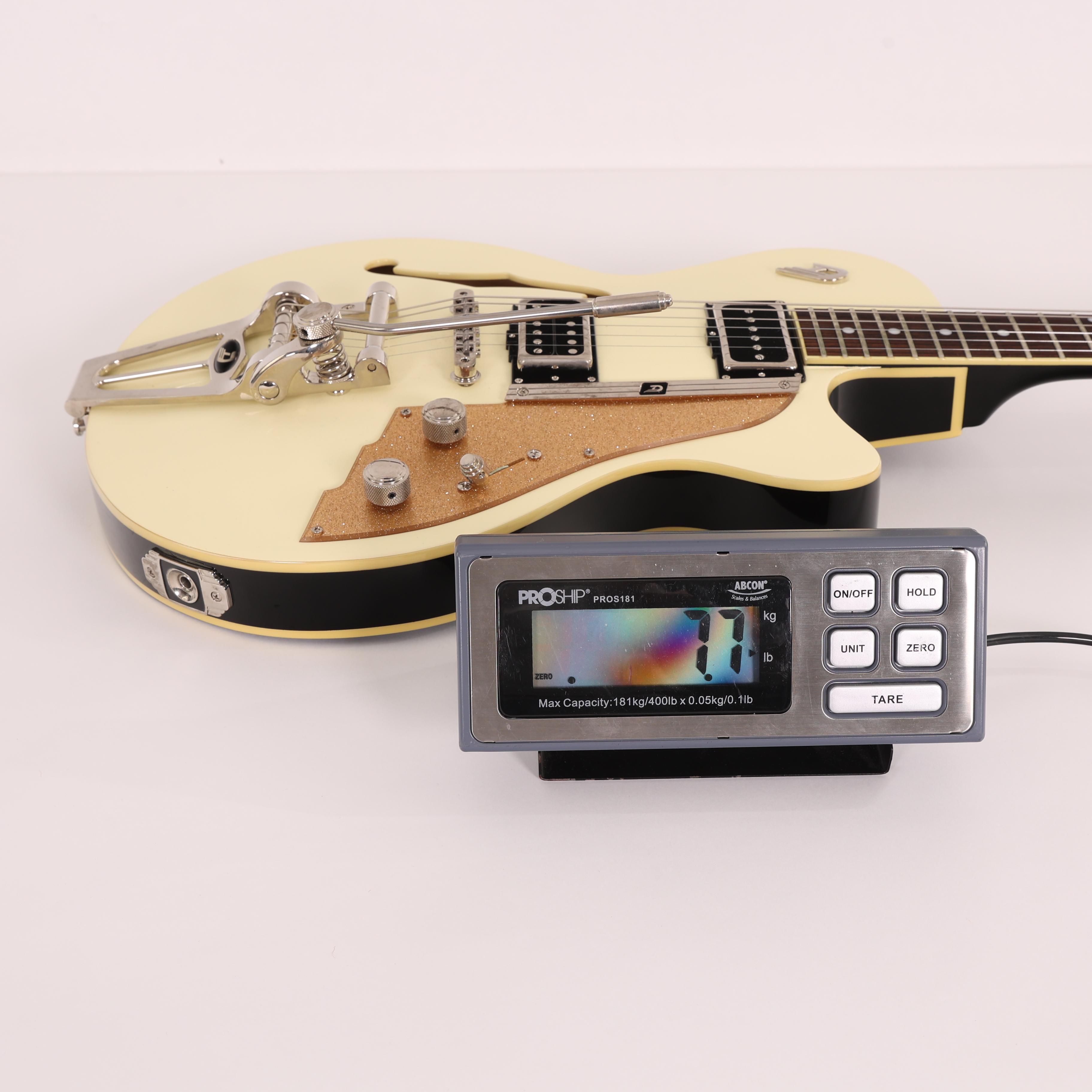 Second Hand Duesenberg Starplayer TV in White 265 - SH-141-5265 (8).jpg