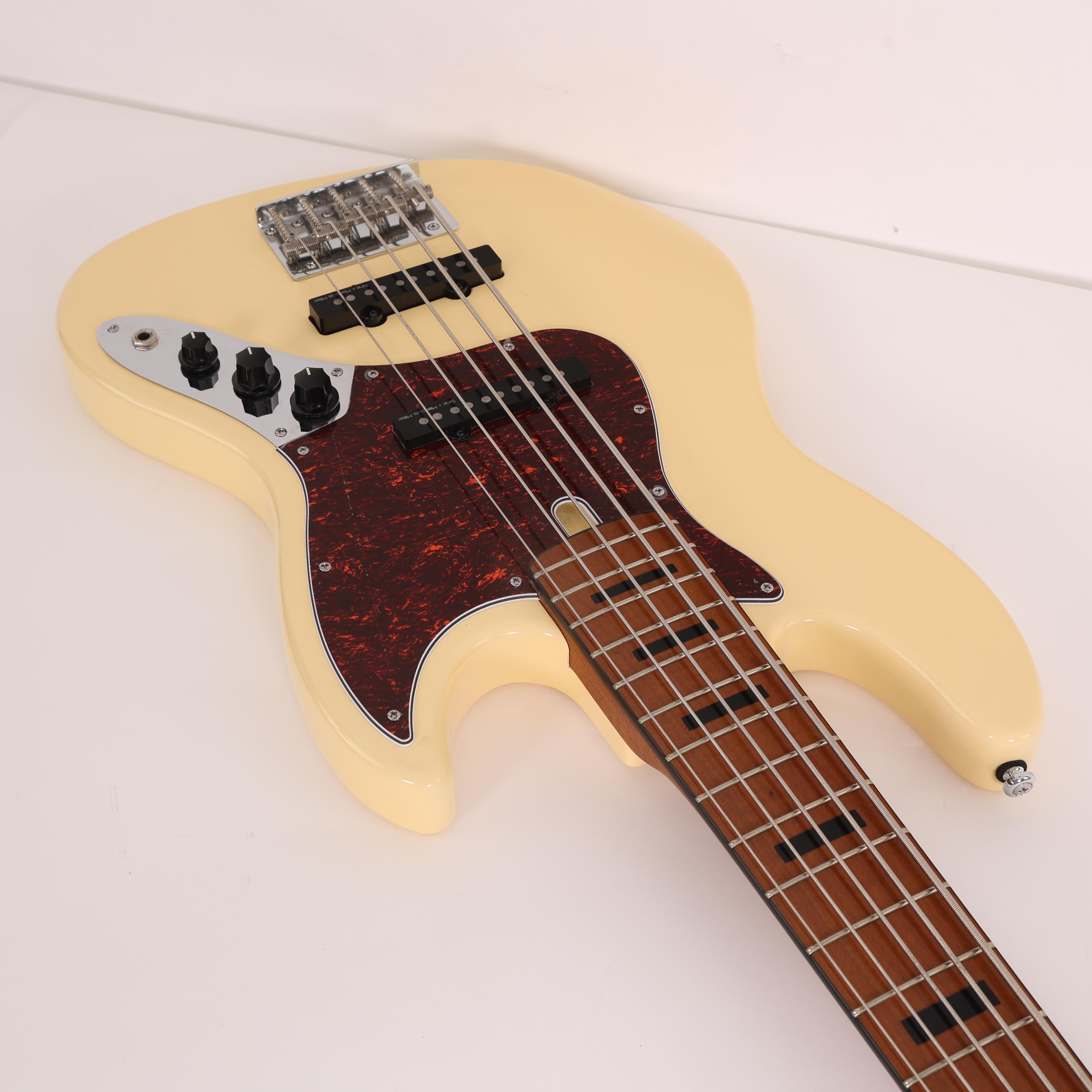 Second Hand Sire V5 Bass in Vintage White 145 - SH-141-5145 (12).jpg