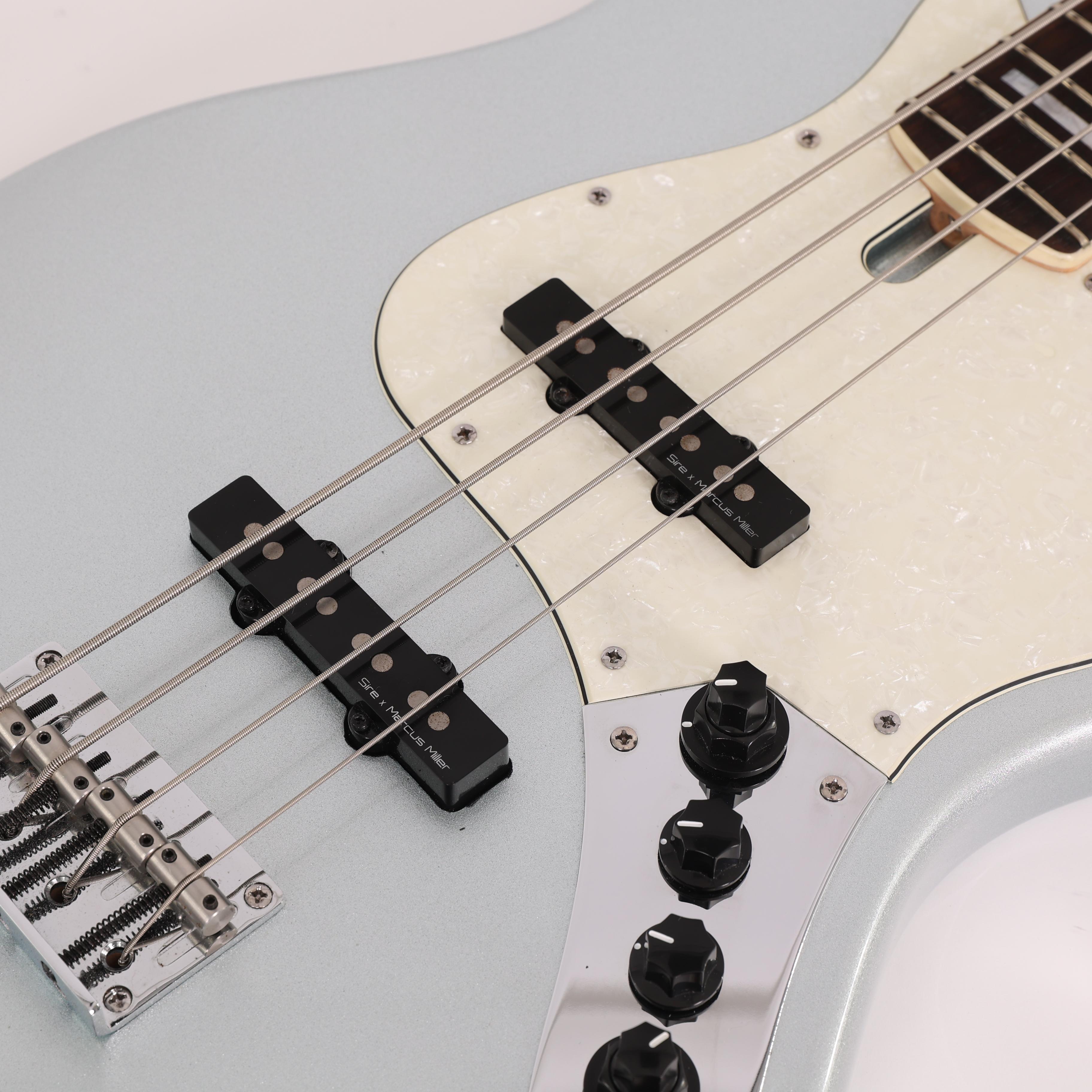 Second Hand Sire V7 Bass in Silver 128 - SH-141-5128 (10).jpg
