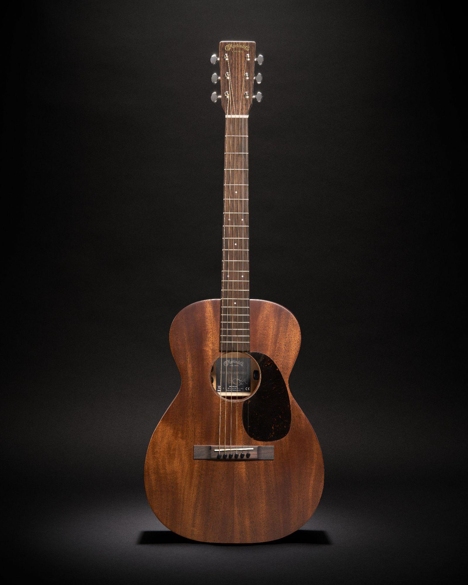 Martin 0-10E Retro Jason Isbell Concert Electro Acoustic in Dark Mahogany - 11010ERETROJASONISBELL_GLAM 3_compressed_compressed.jpg