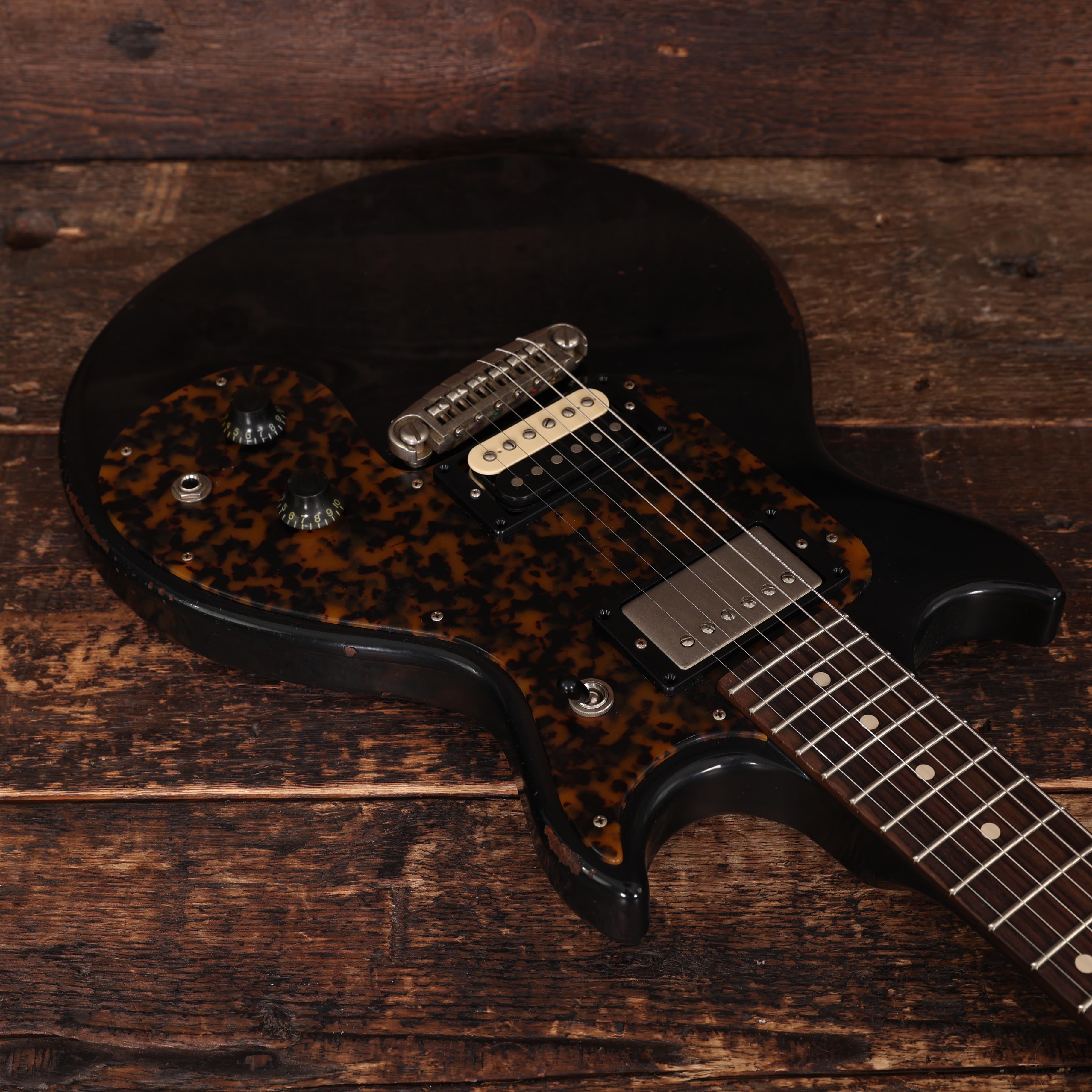 Rock N Roll Relics Blackheart Standard Medium Aged in Black   - 251964 (12).JPG