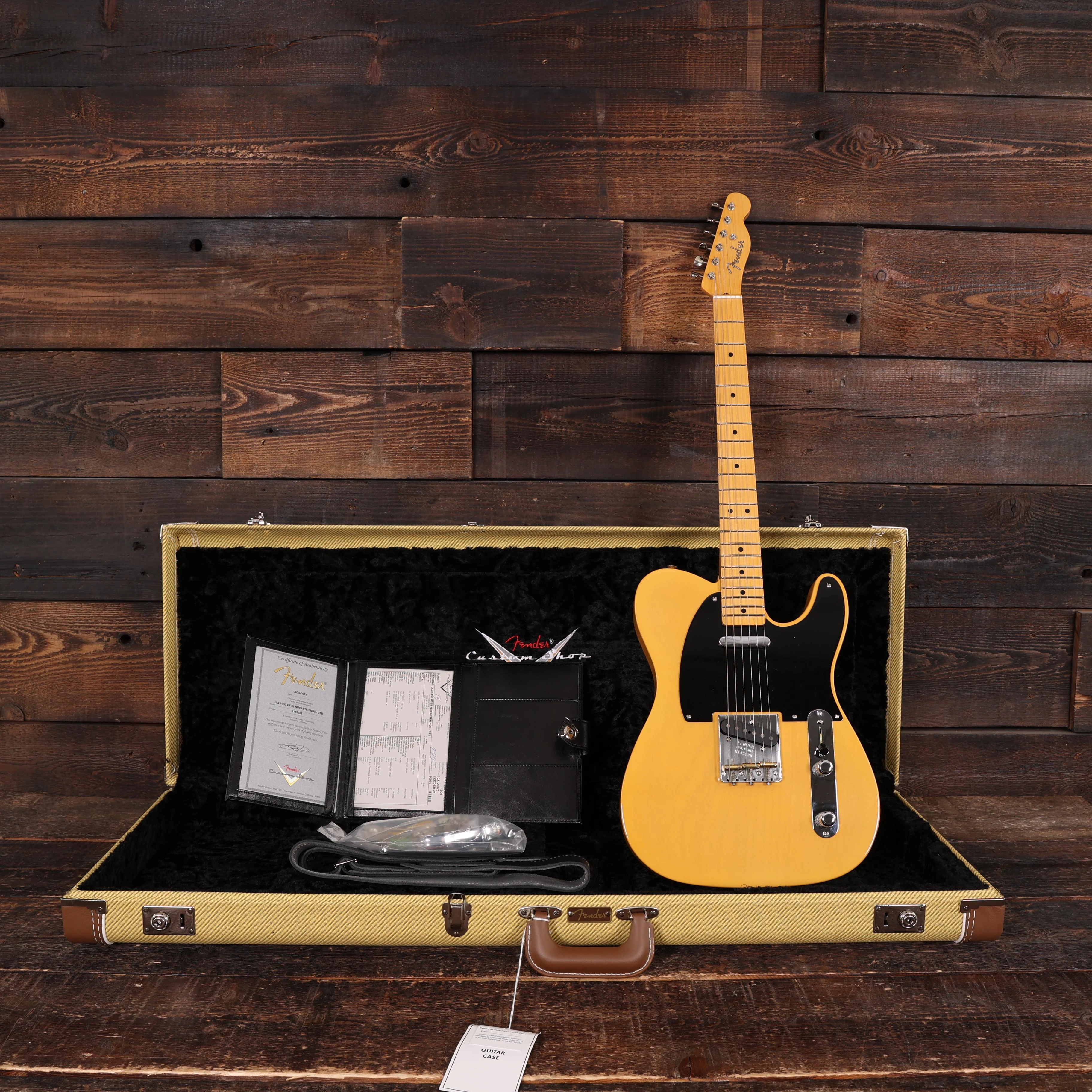 Fender Custom Shop '51 Nocaster NOS in Butterscotch Blonde - 143238 (15).JPG