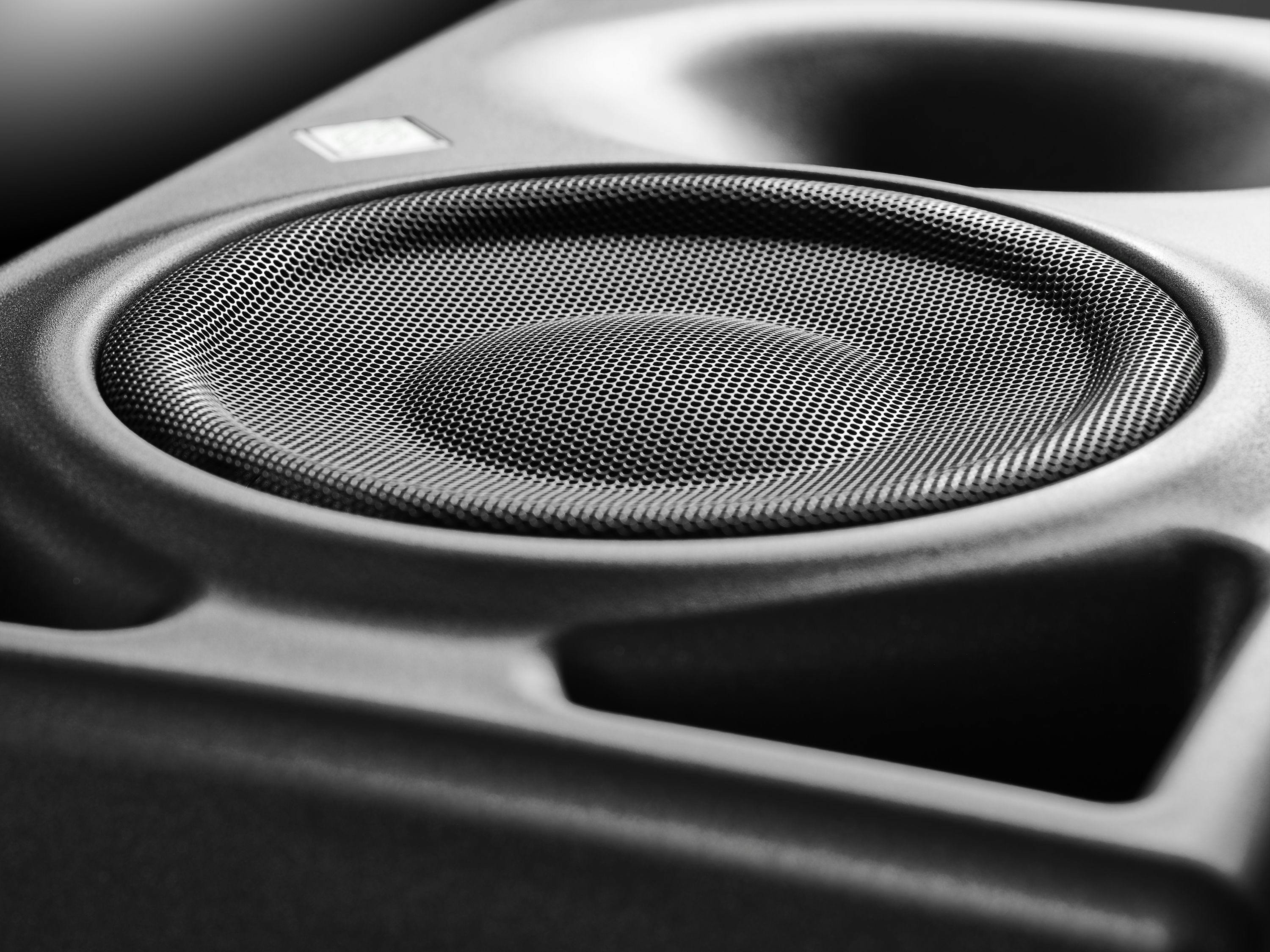 Neumann KH150 Studio Monitor - 529157-KH-150-Macro5_Neumann-Studio-Monitor_MR.jpg