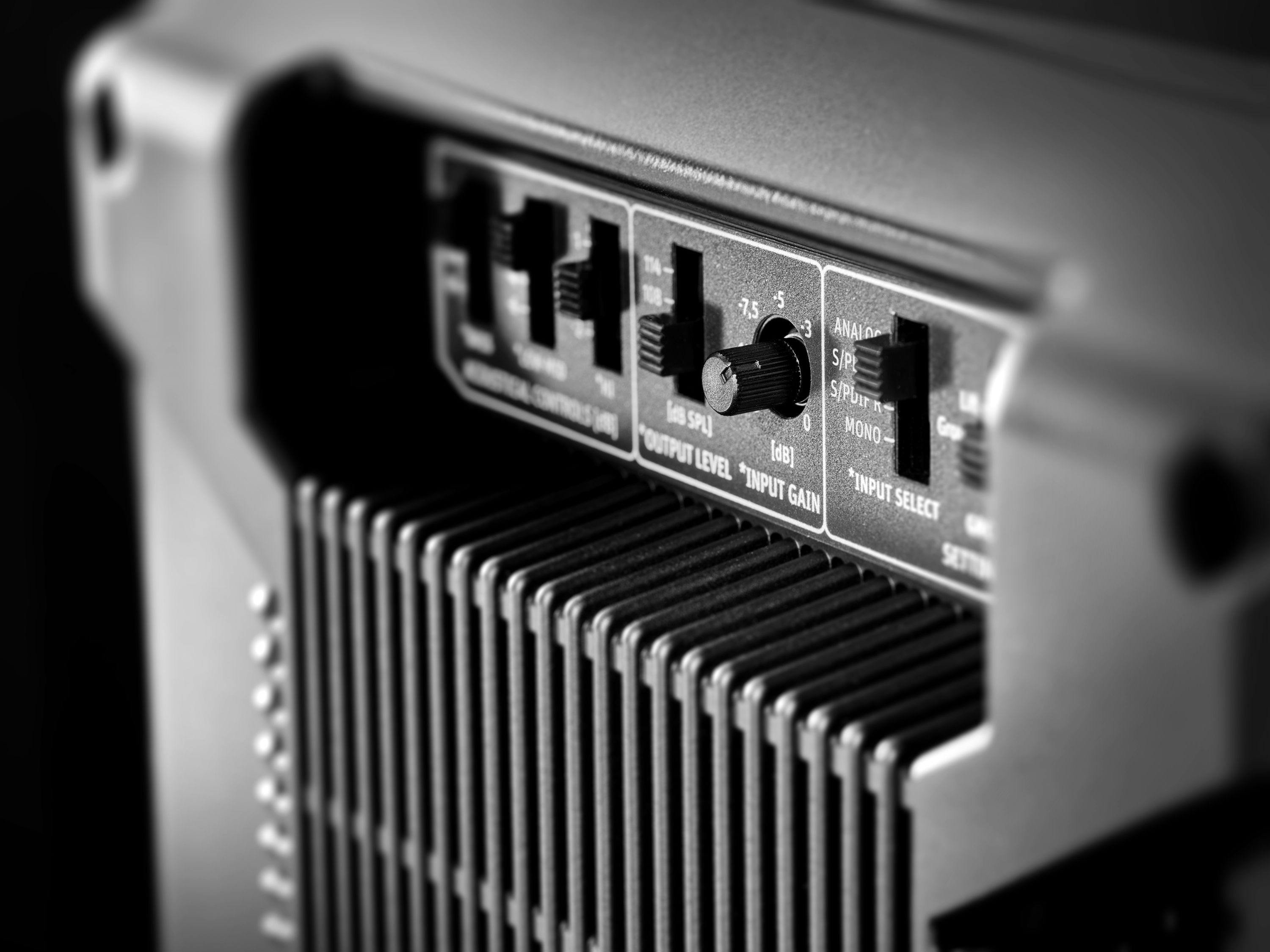 Neumann KH150 Studio Monitor - 529163-KH-150-Macro3_Neumann-Studio-Monitor_MR.jpg