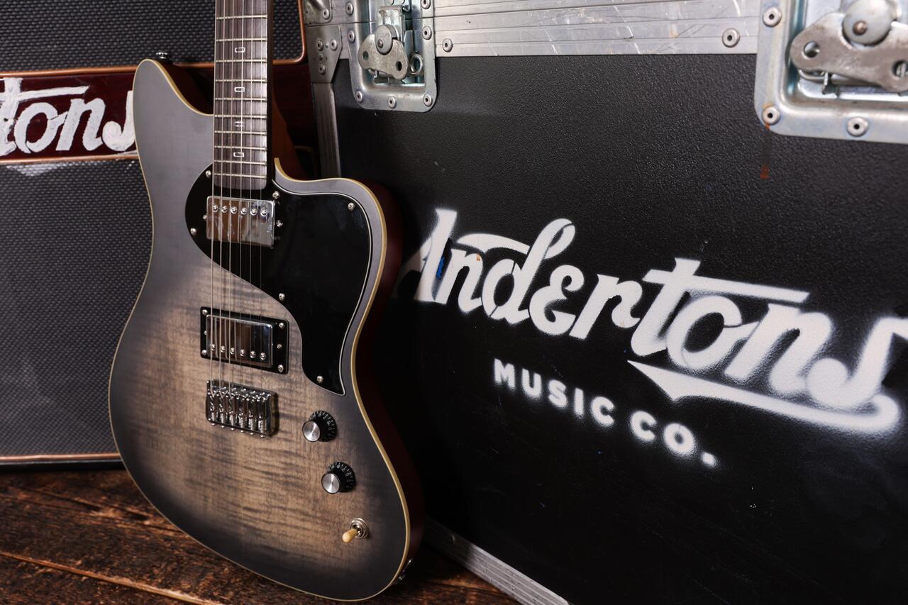 PJD Origin Series St John Pro in Charcoal Burst - PJD PRO ST JOHN GROUP-18_compressed.jpg