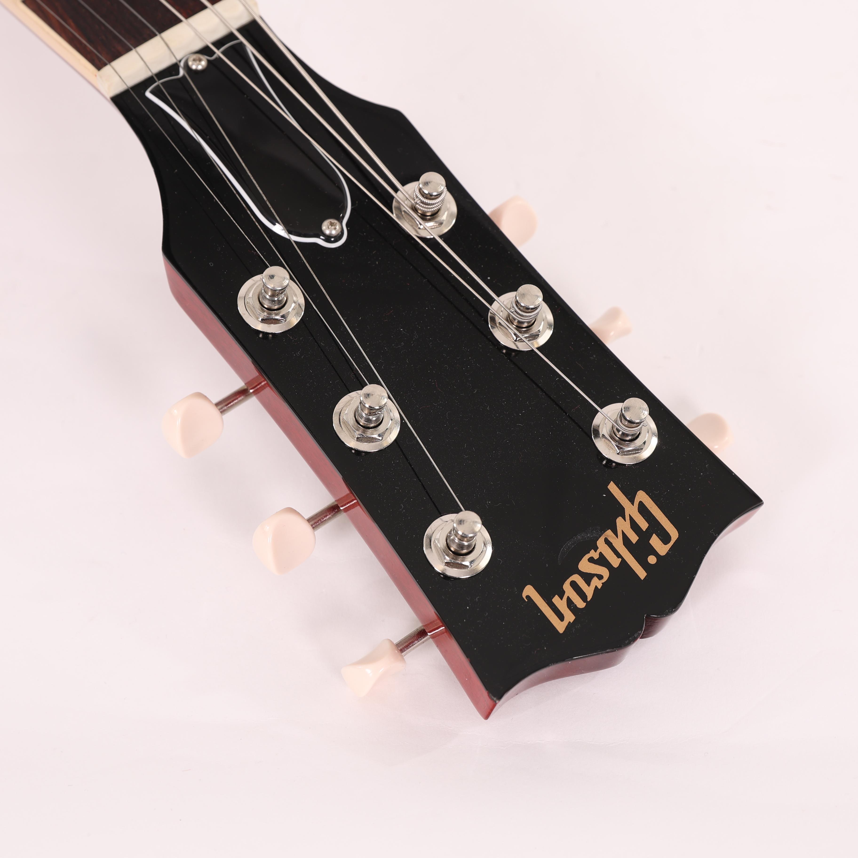 B Stock : Gibson USA SG Special in Faded Vintage Cherry 001 - B-SGSP00VEC-0001 (17).jpg
