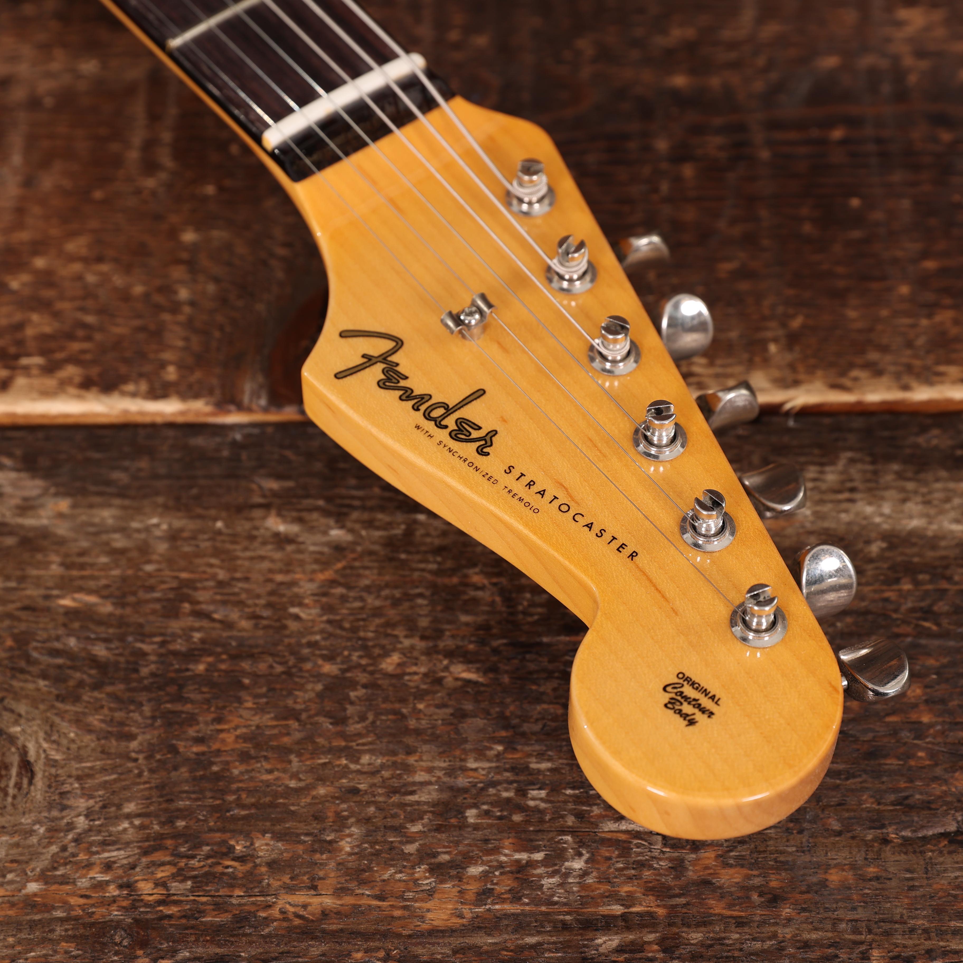 Fender Custom Shop Vintage Custom '59 Stratocaster Time Capsule in Three Colour Sunburst - R144407 (15).JPG