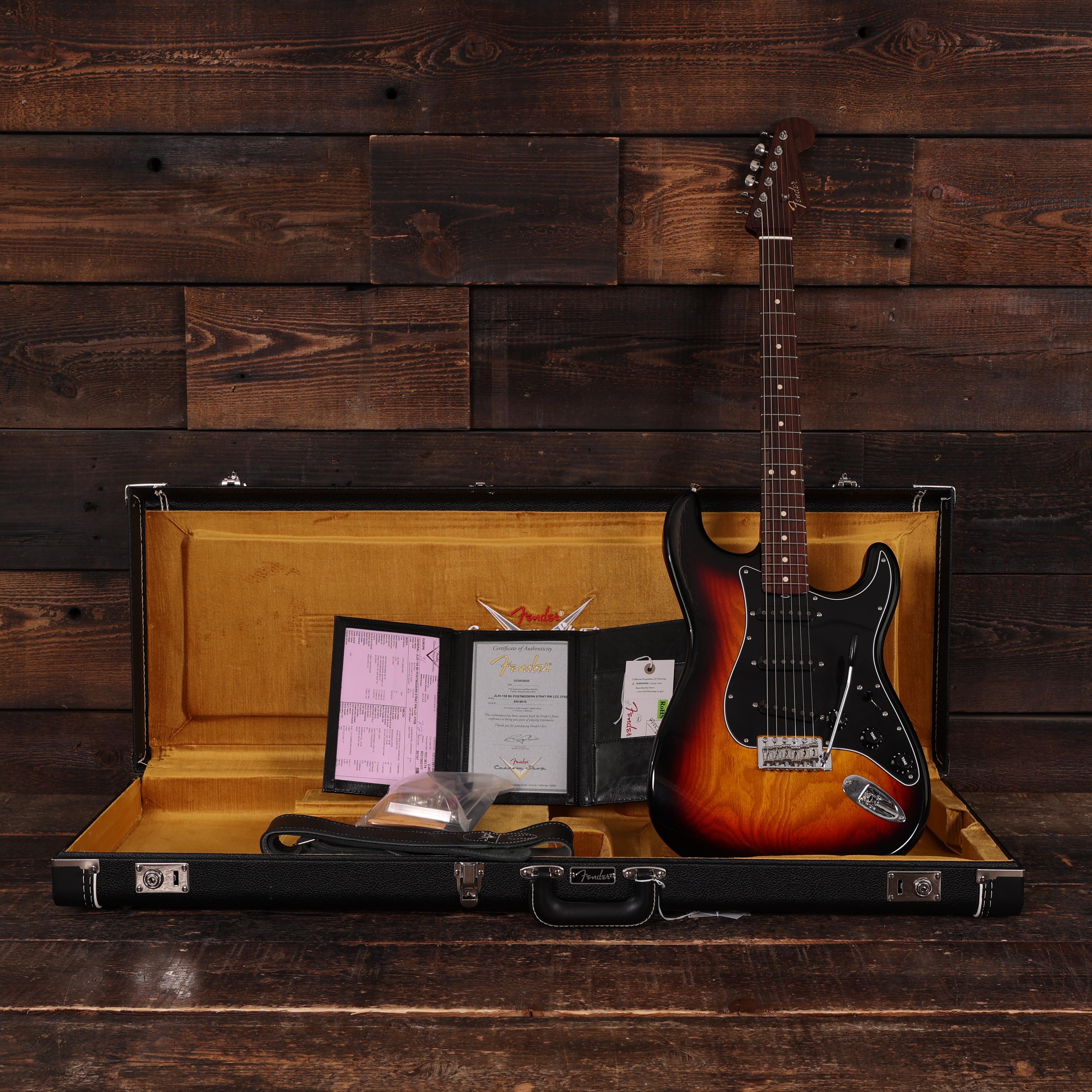 Fender Custom Shop Postmodern Stratocaster Deluxe Closet Classic in Three Colour Sunburst  - XN18616 (16).JPG