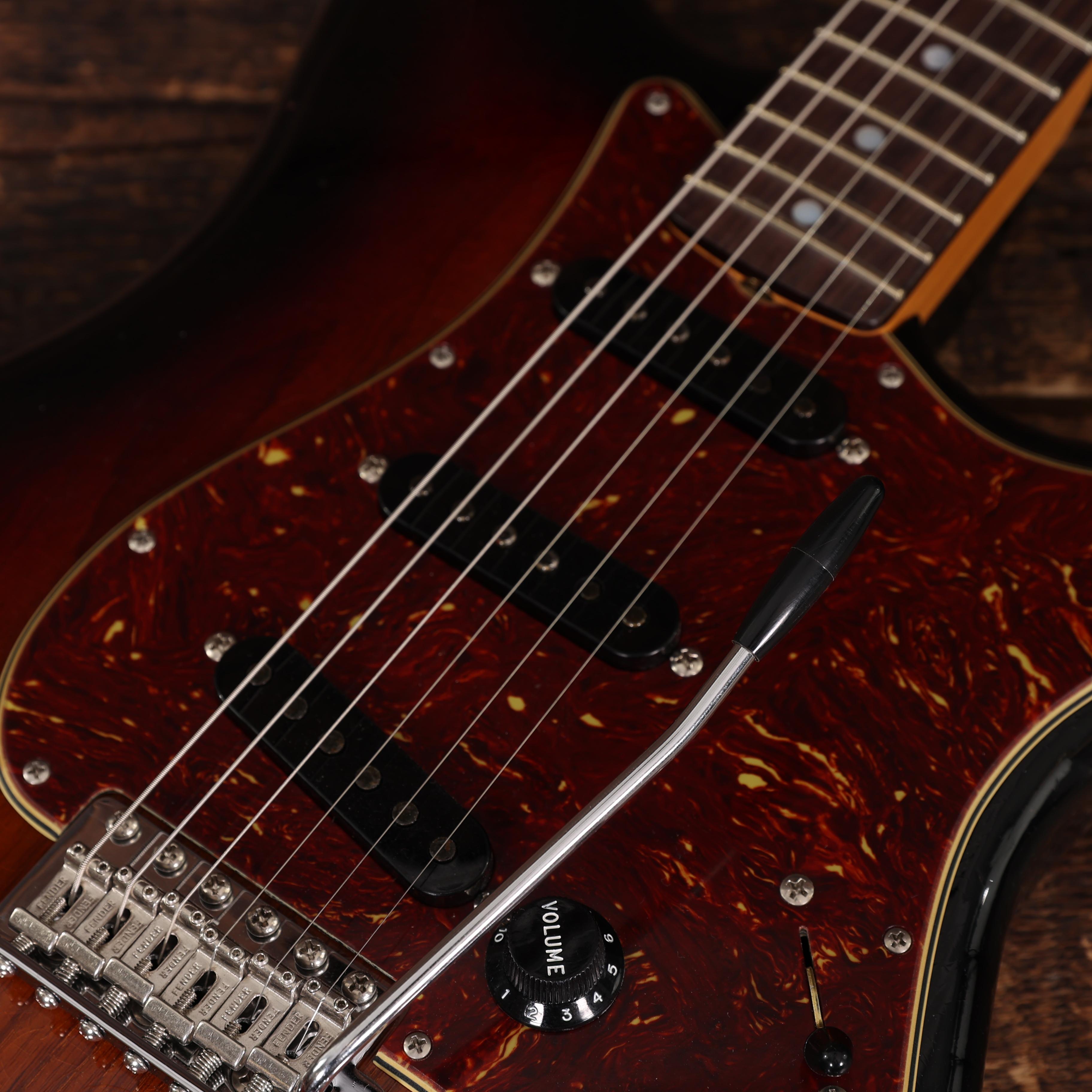 Fender Custom Shop Limited Edition Roasted Stratocaster Journeyman Relic with Closet Classic Hardware in Three Colour Sunburst  - XN18642 (10).JPG
