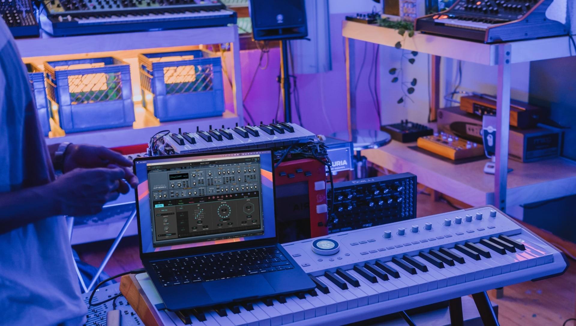 Arturia Jup-8000 V Plugin - 211292-DOWN_6.jpg