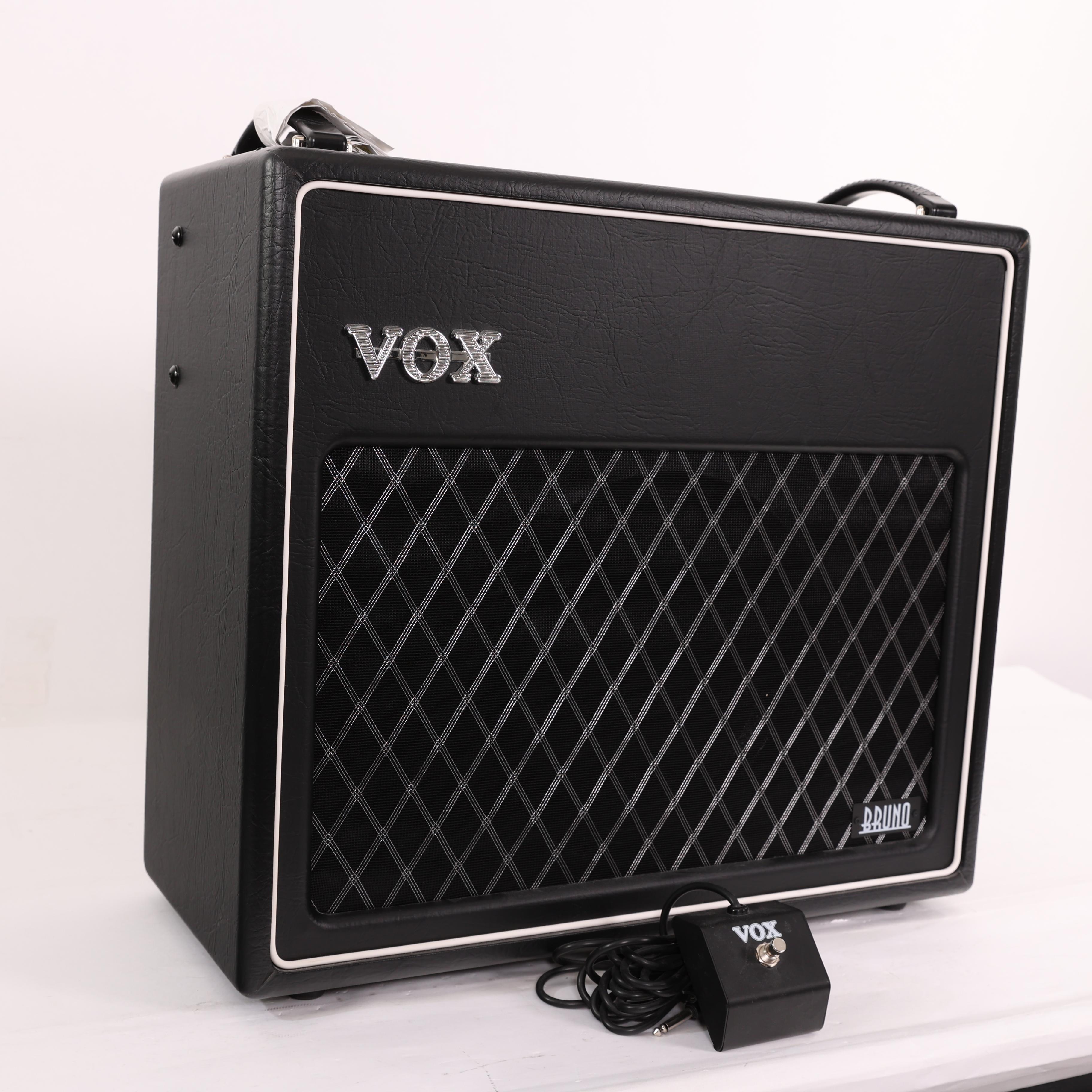 Second Hand Vox TB35C1 Tony Bruno Design Guitar Amp Combo in Black with Footswitch 693 - SH-241-5693 (4).jpg
