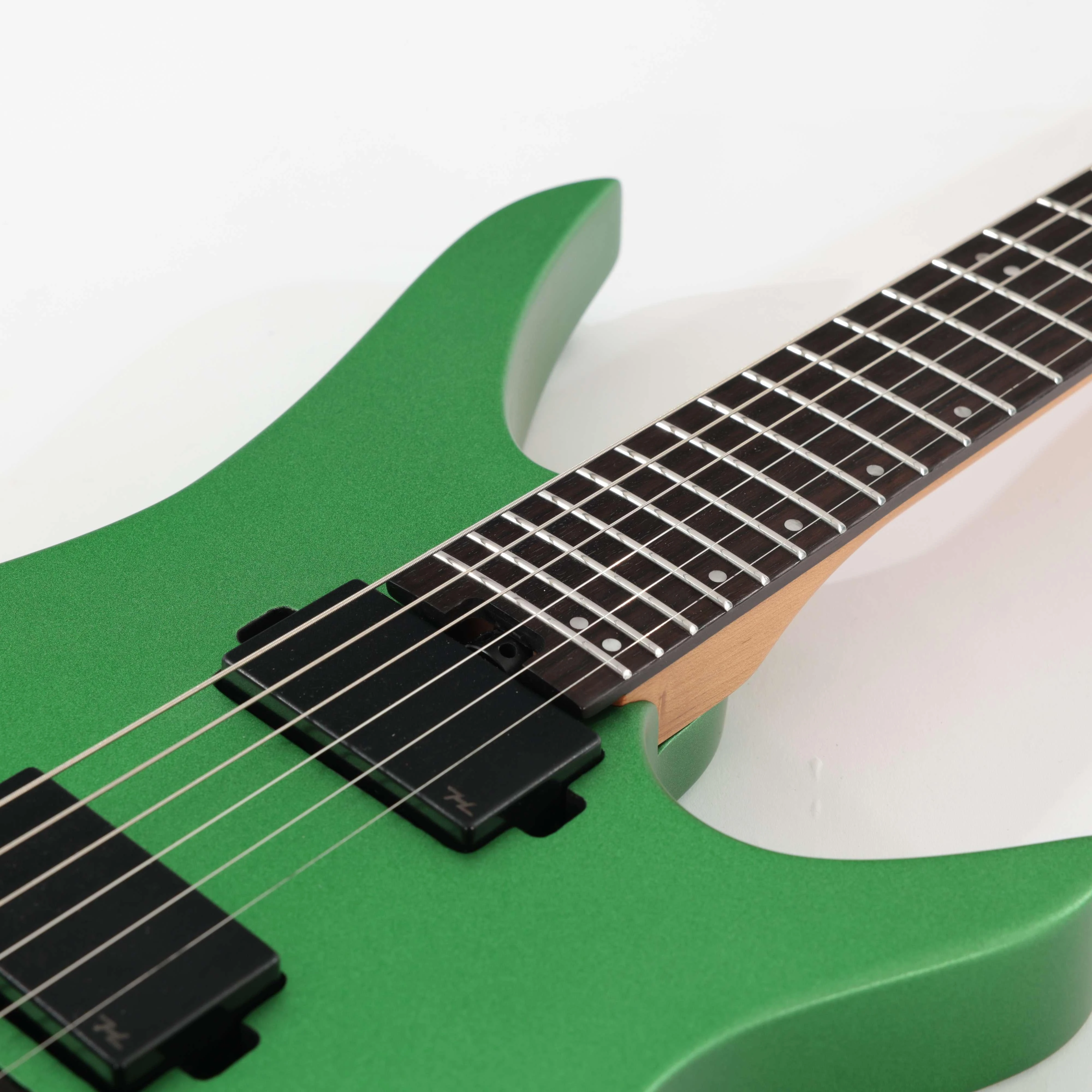B Stock : Hils HN5 Next Series Headless Guitar - Satin Metallic Emerald Green 003 - B-HN5S-NS-M-0003 (6).jpg