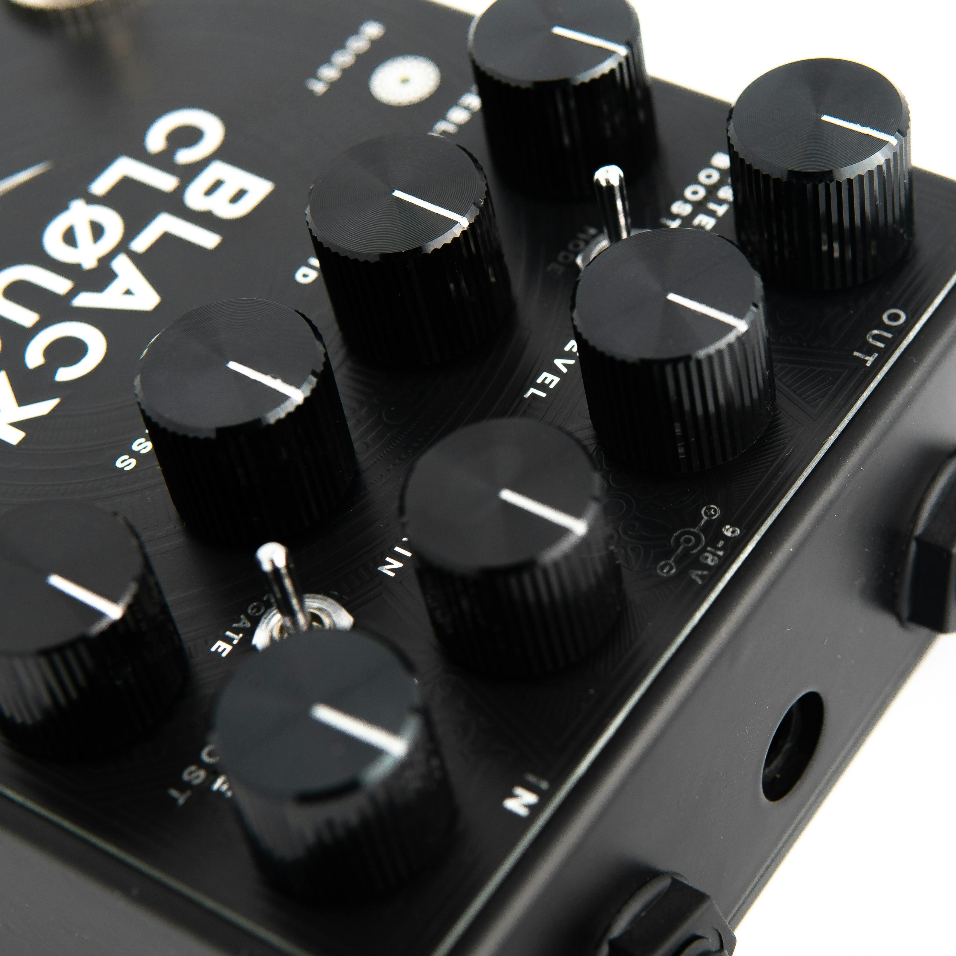 DSM and Humboldt Black Clouds Hi-Gain Drive Preamp Engine Pedal - BLACKCLOUDS-DSM-Humboldt-Black-Cloud-Pedal-Controls.jpg