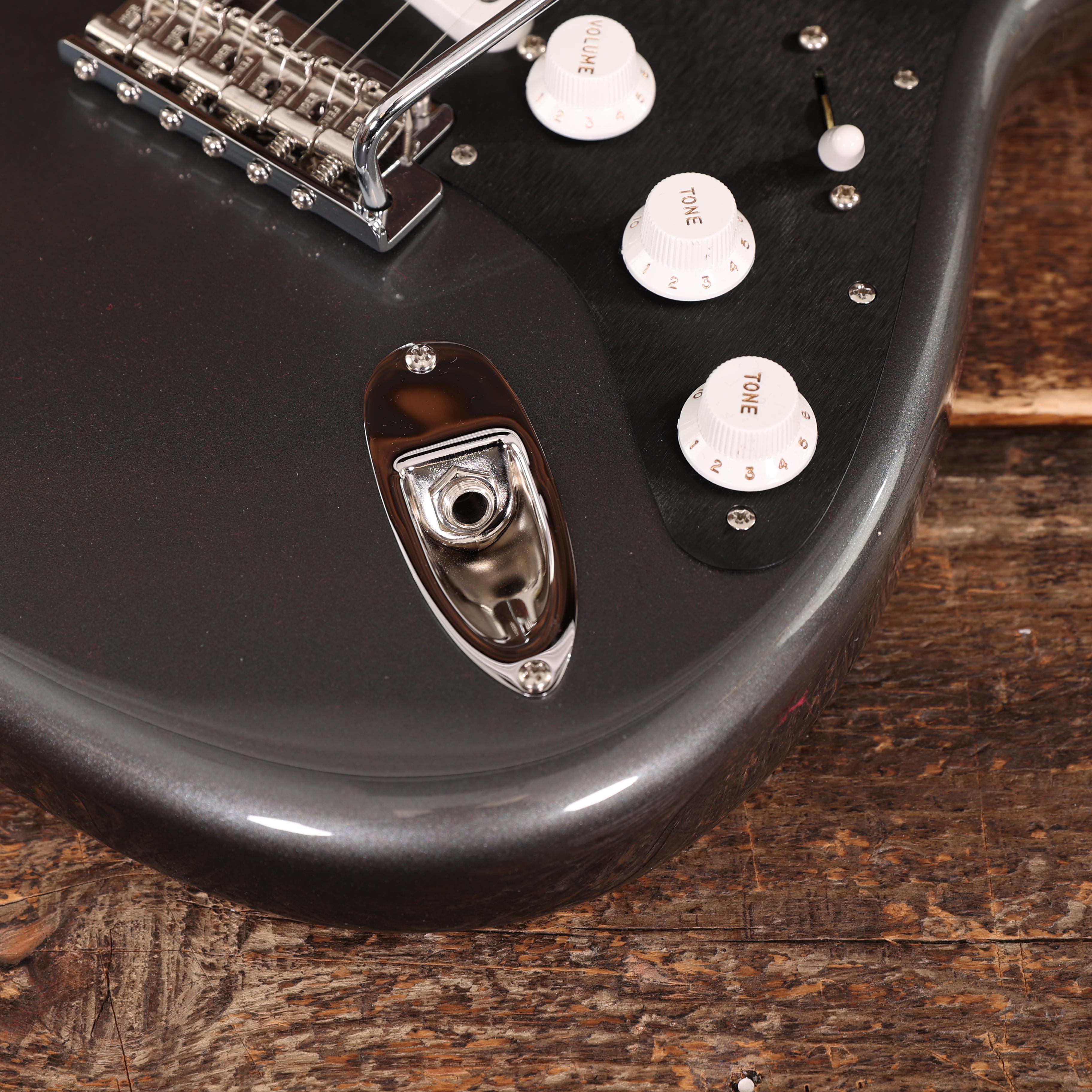 Fender Custom Shop '63 Stratocaster NOS in Pewter  - XN18358 (11).JPG
