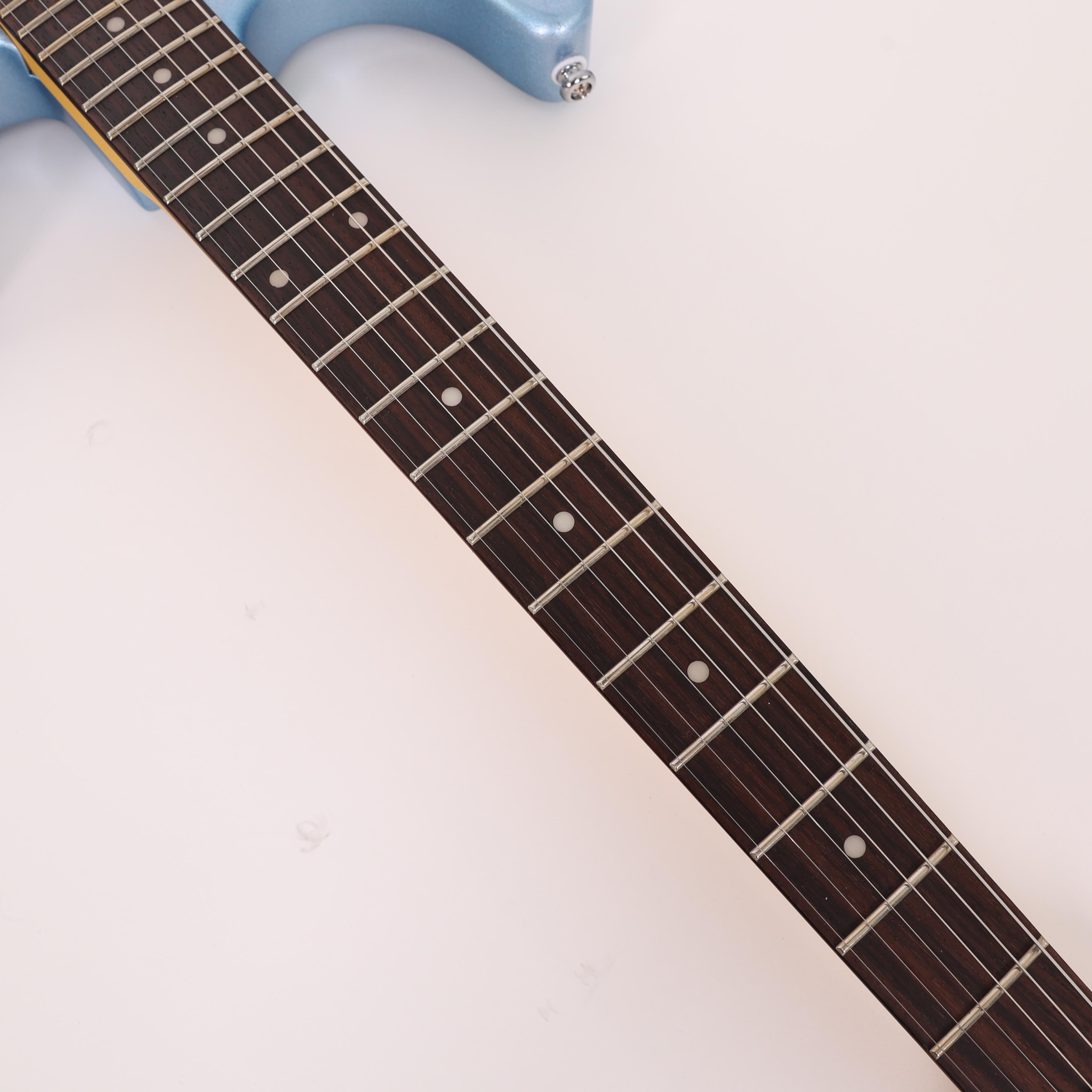 B Stock : G&L Tribute Legacy HSS Lake Placid Blue Rosewood Fretboard 015 - B-TI-LGY-21-0015 (11).jpg