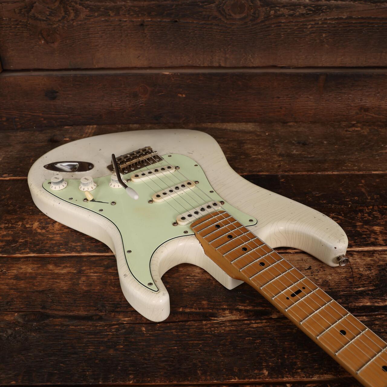 Hansen Guitars S-Style Electric Guitar in Alpine White, Ultra Light Relic - 606 (12).JPG