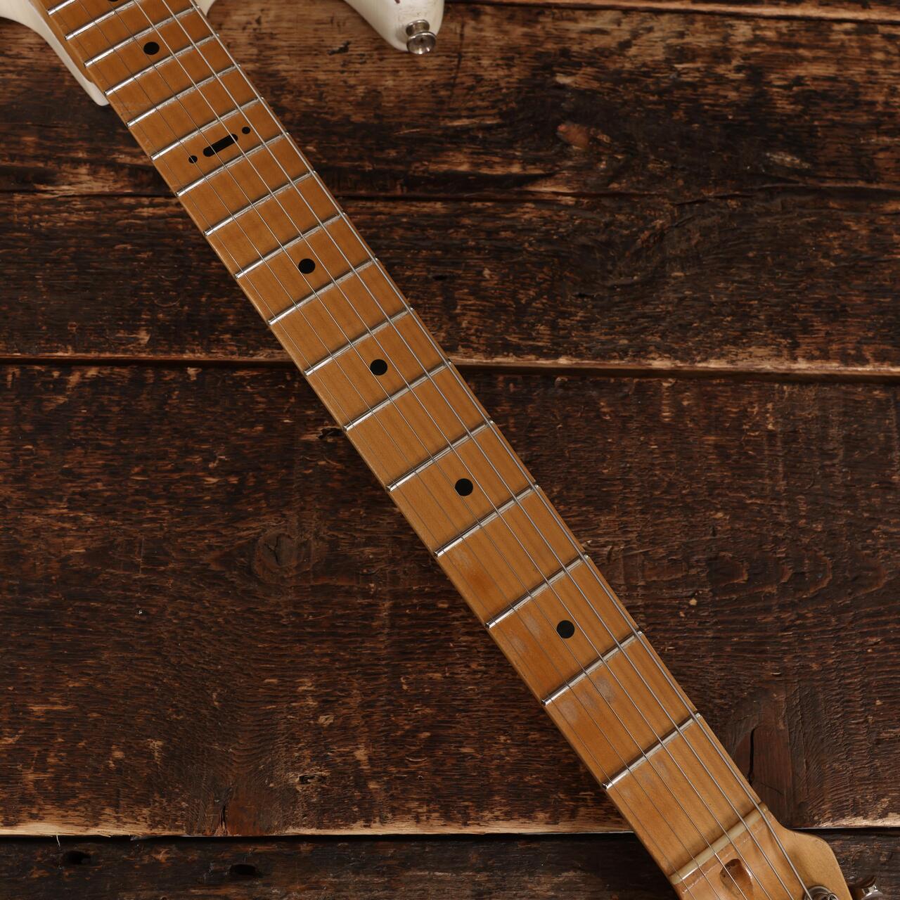 Hansen Guitars S-Style Electric Guitar in Alpine White, Ultra Light Relic - 606 (14).JPG