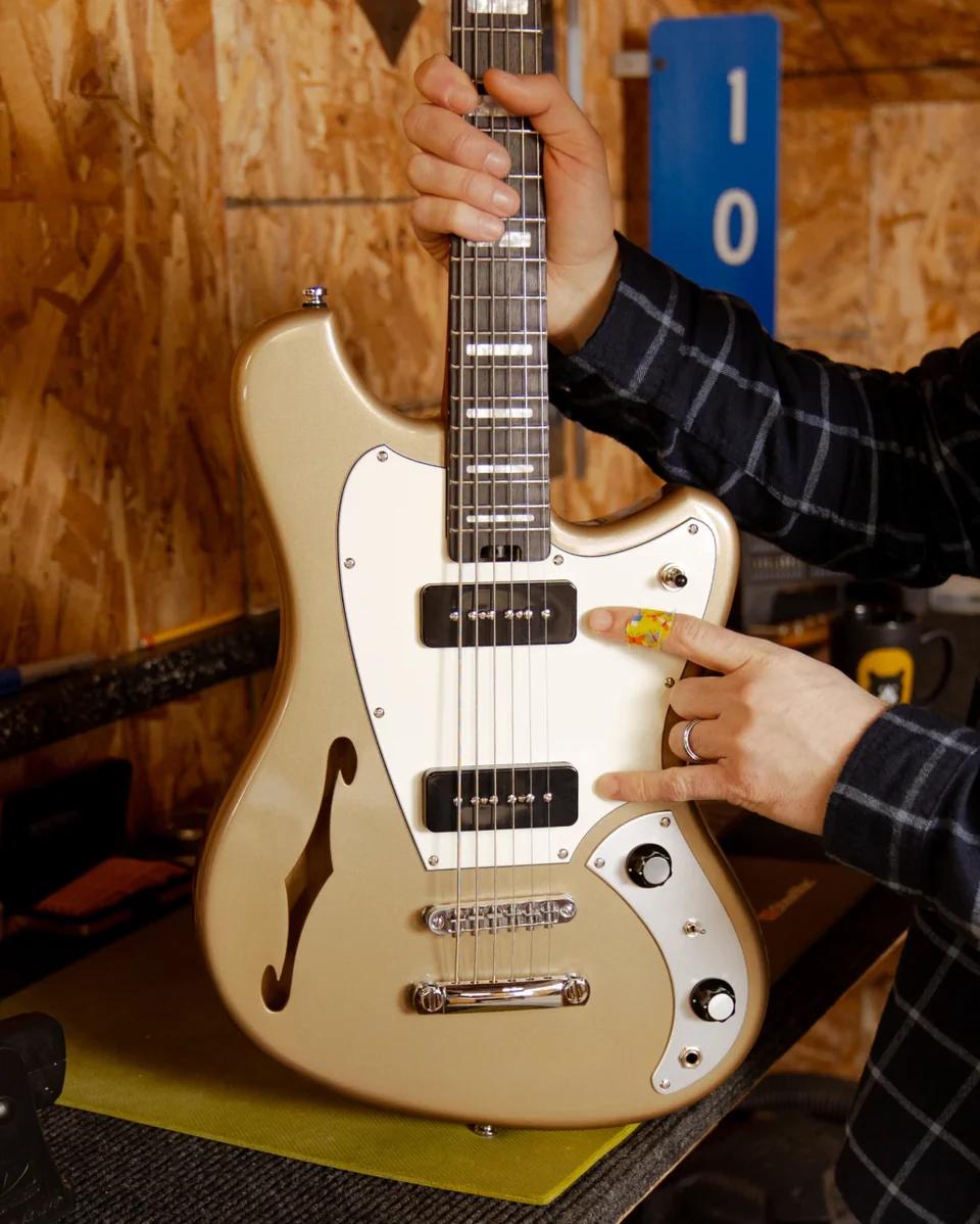 Orangewood Del Sol Baritone Semi-Hollow Electric Guitar in Sandstone - del-sol-PDP-02.jpg