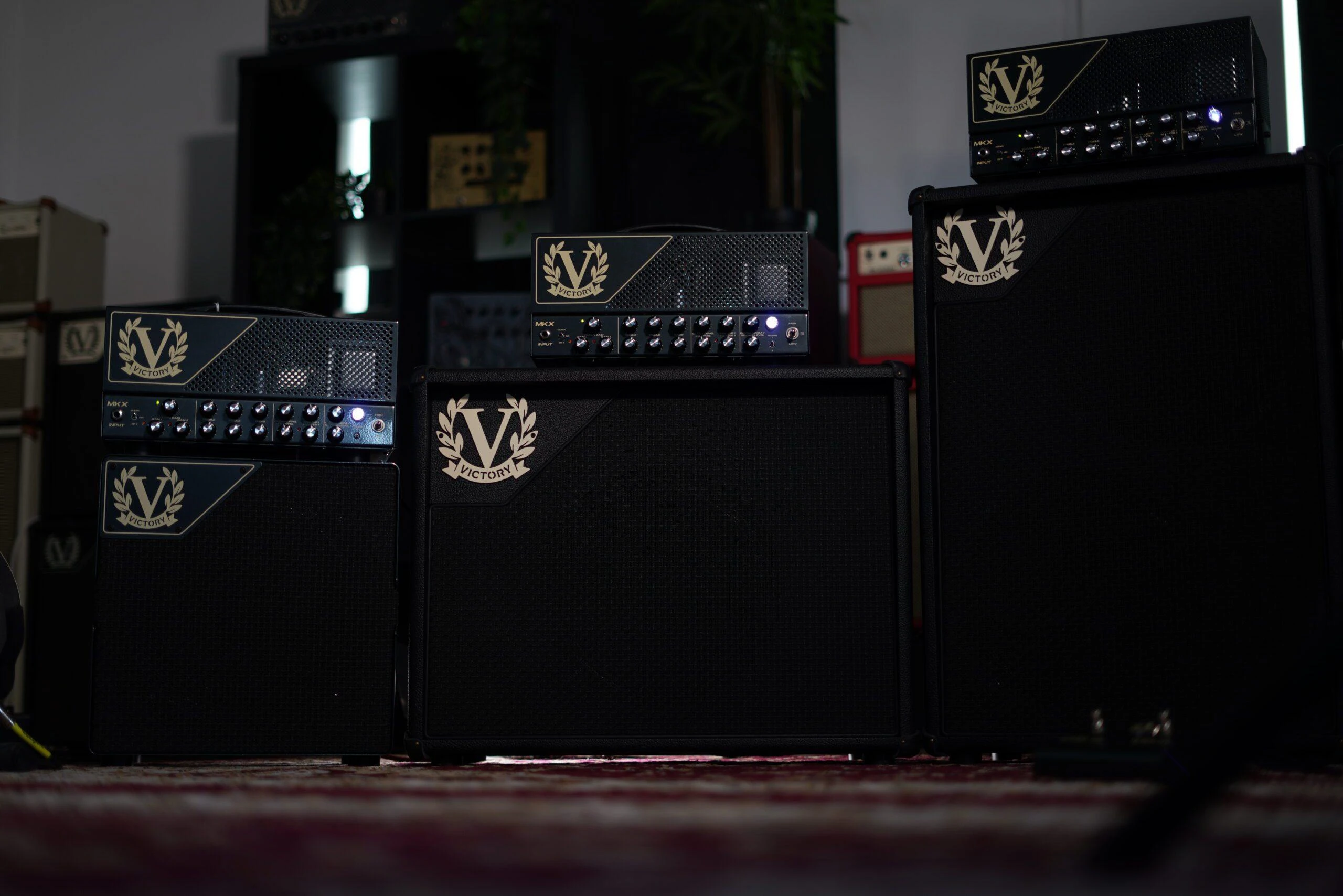 Victory MKX Lunchbox Head - Victory MKX lifestyle 2.jpg