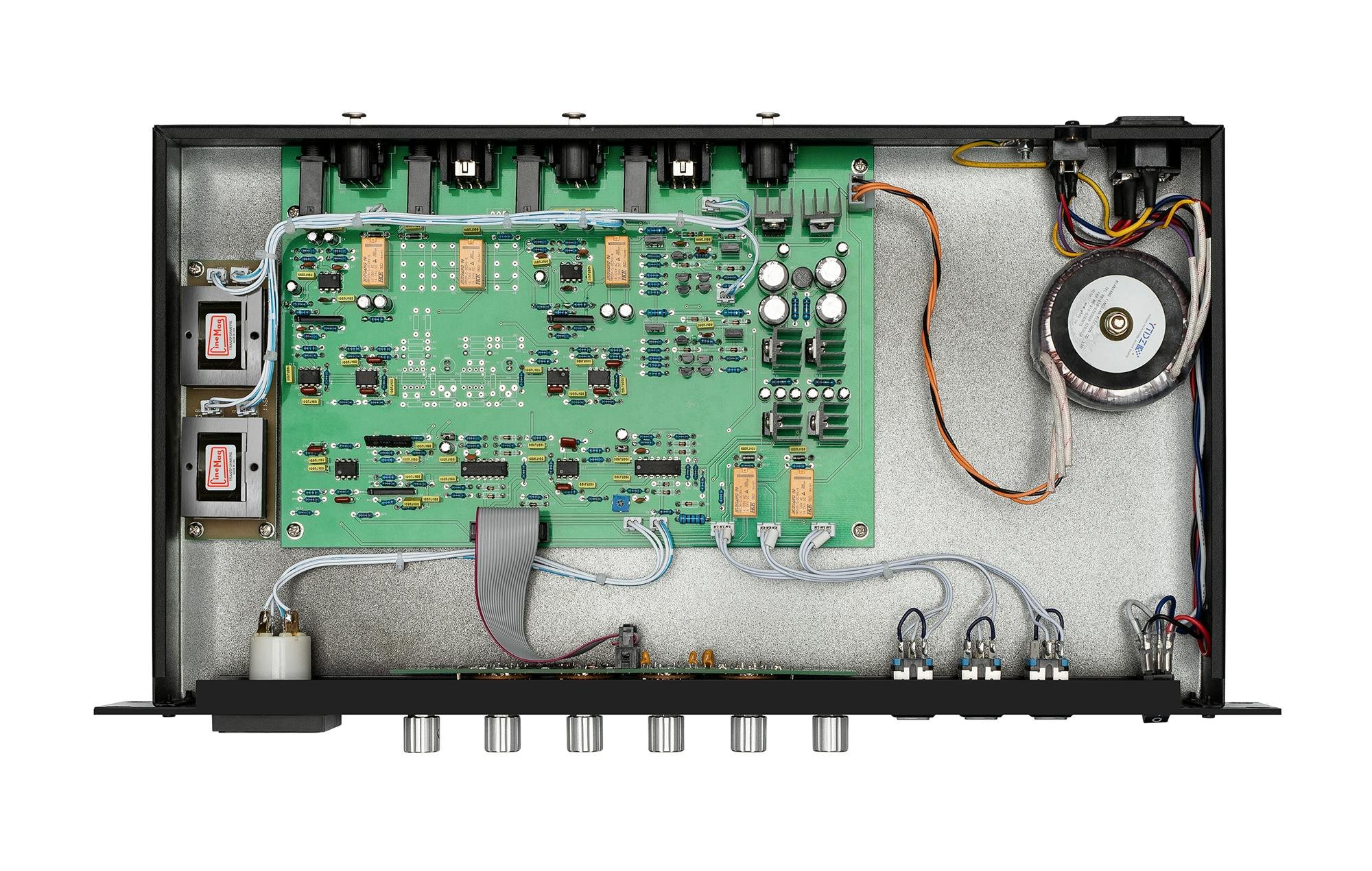 Warm Audio Bus-Comp VCA Stereo Bus Compressor - nAv7jfjBztjqY9LBYMk3nSH3bfQDn4LJxZRSr1fw.jpg