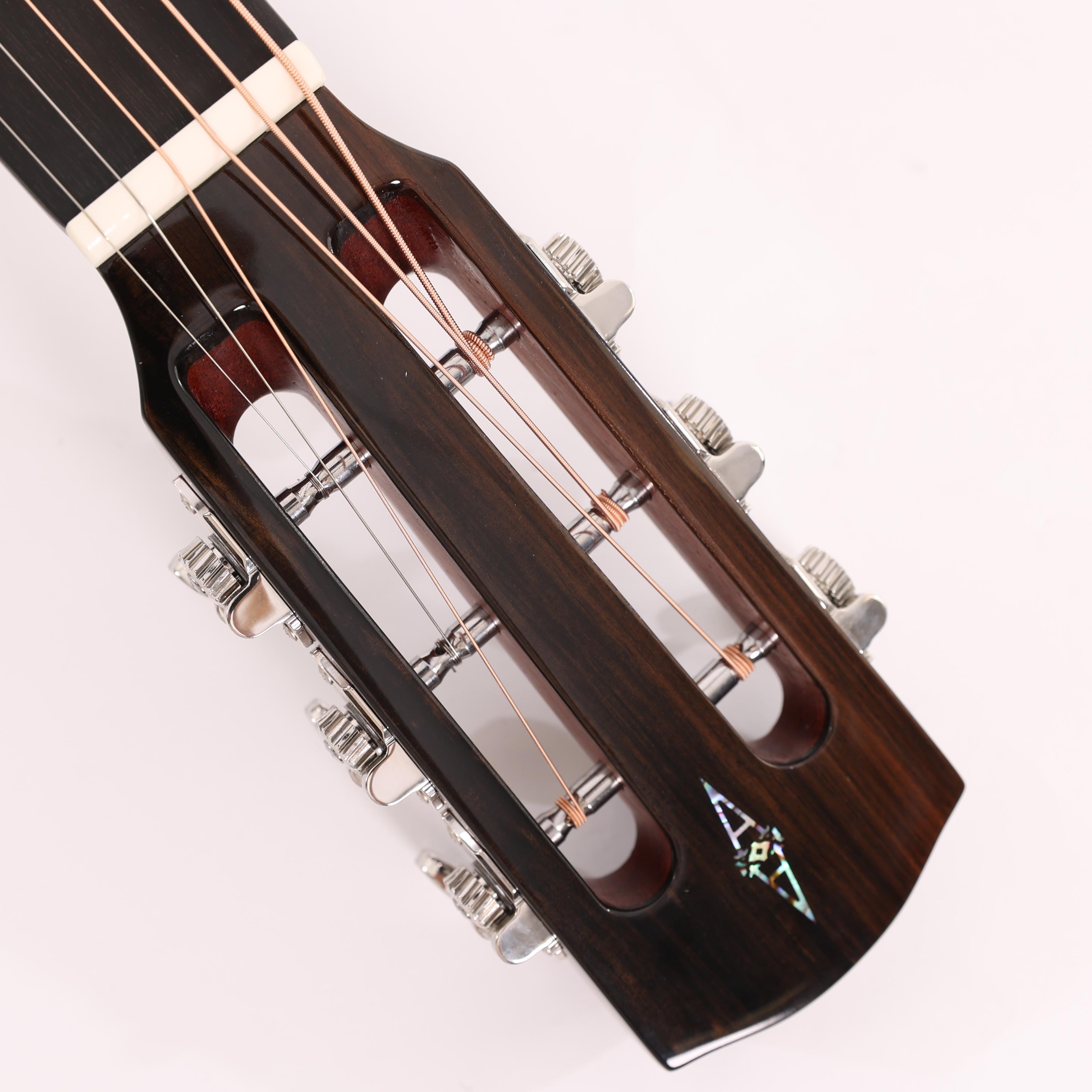 B Stock : Alvarez LT70e Laureate 000-12 Acoustic Electric Herringbone Sunset 001 - B-LT70EHS-0001 (13).jpg