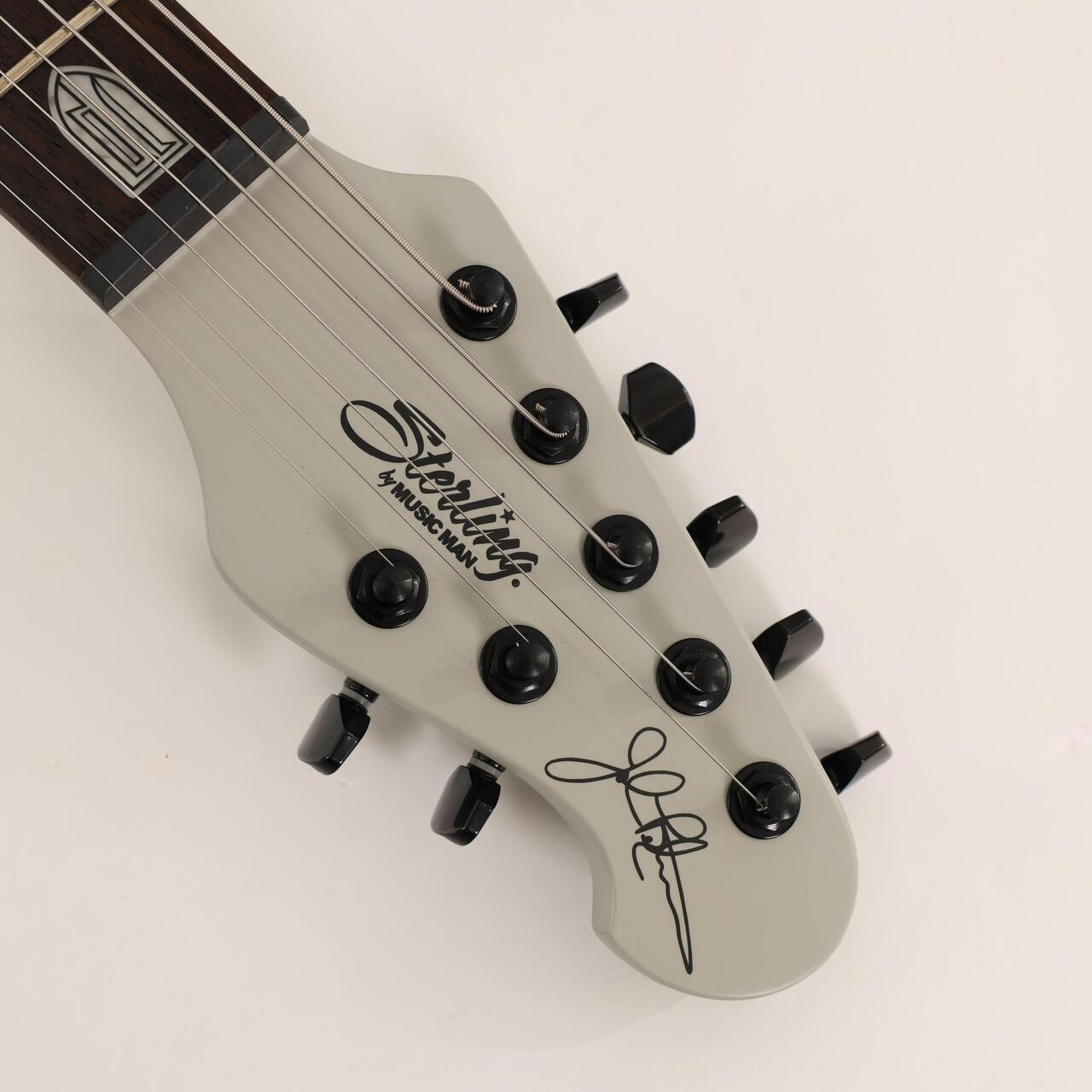 B Stock : Sterling by Music Man Majesty 7-string Chalk Grey 001 - B-MAJ170CGR-0001 (13).jpg