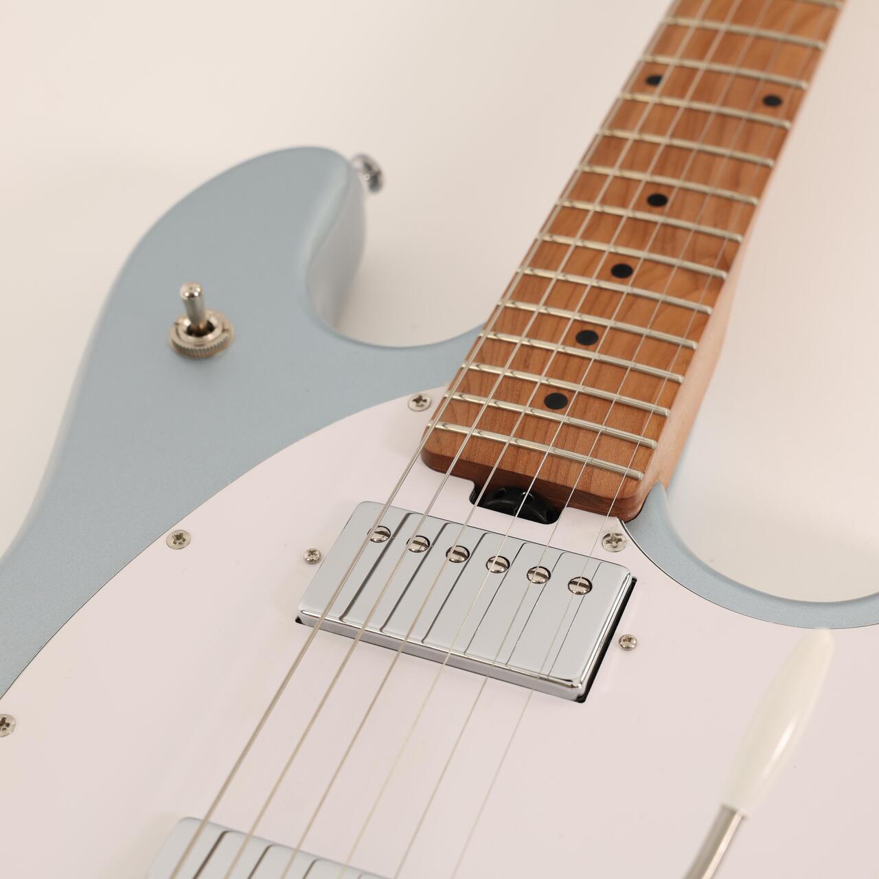 B Stock : Sterling by Music Man Stingray Electric Guitar in Firemist Silver 001 - B-SR50FSVM2-0001 (8).jpg