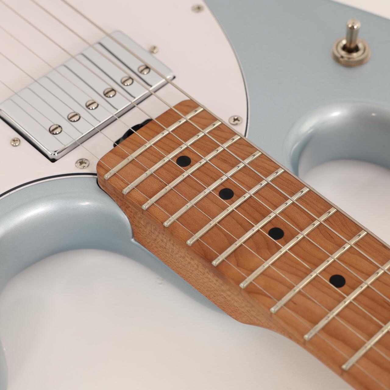 B Stock : Sterling by Music Man Stingray Electric Guitar in Firemist Silver 001 - B-SR50FSVM2-0001 (11).jpg