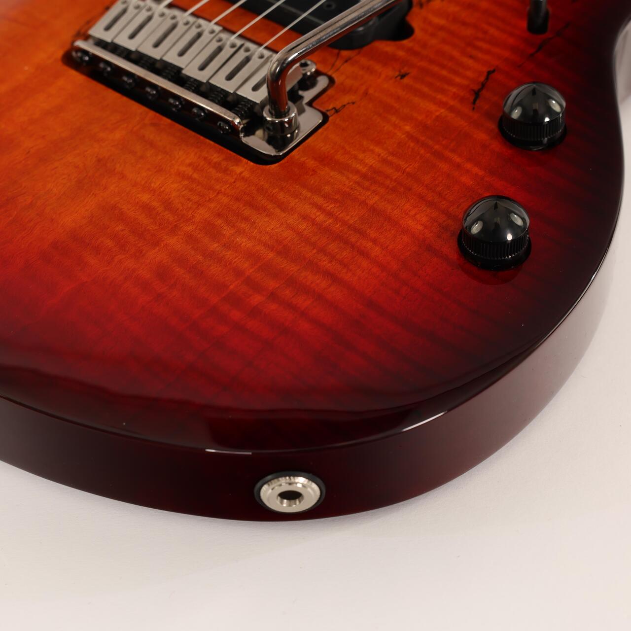B Stock : Sterling by Music Man Majesty MAJ270X Spalted Maple Blood Orange Burst 001 - B-STMAJ270X-0001 (9).jpg