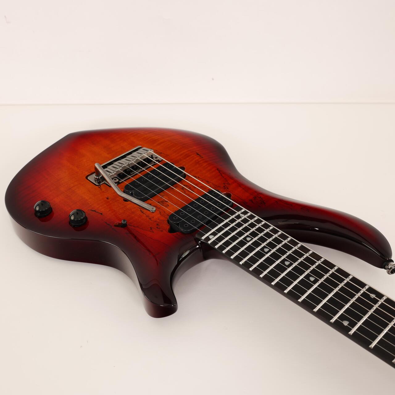 B Stock : Sterling by Music Man Majesty MAJ270X Spalted Maple Blood Orange Burst 001 - B-STMAJ270X-0001 (10).jpg