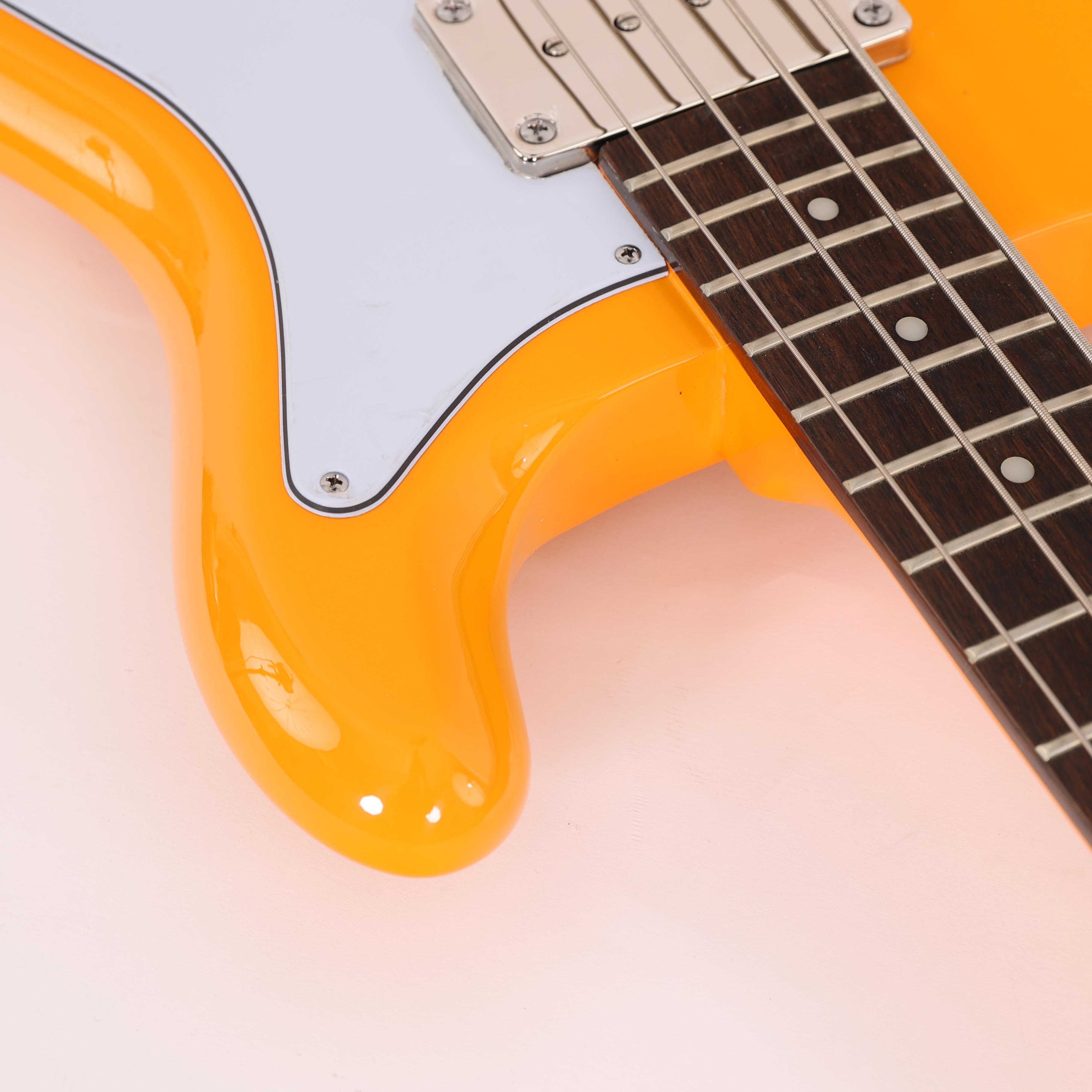 B Stock : Epiphone Newport Bass California in Coral 002 - B-EONB4CANH-0002 (14).jpg