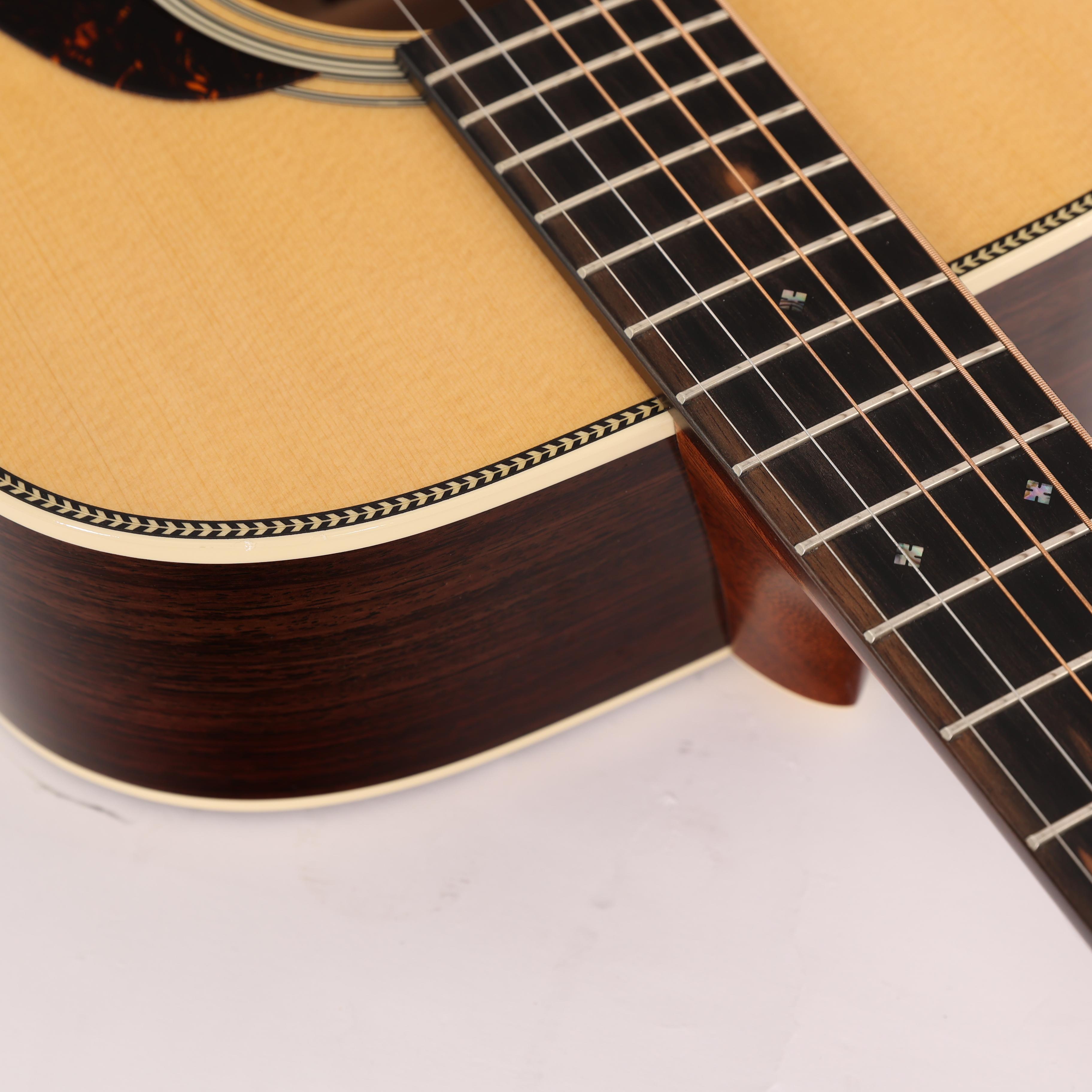 B Stock : Martin 0028 Standard Series Acoustic Guitar inc Case 001 - B-0028SNT-0001 (17).jpg