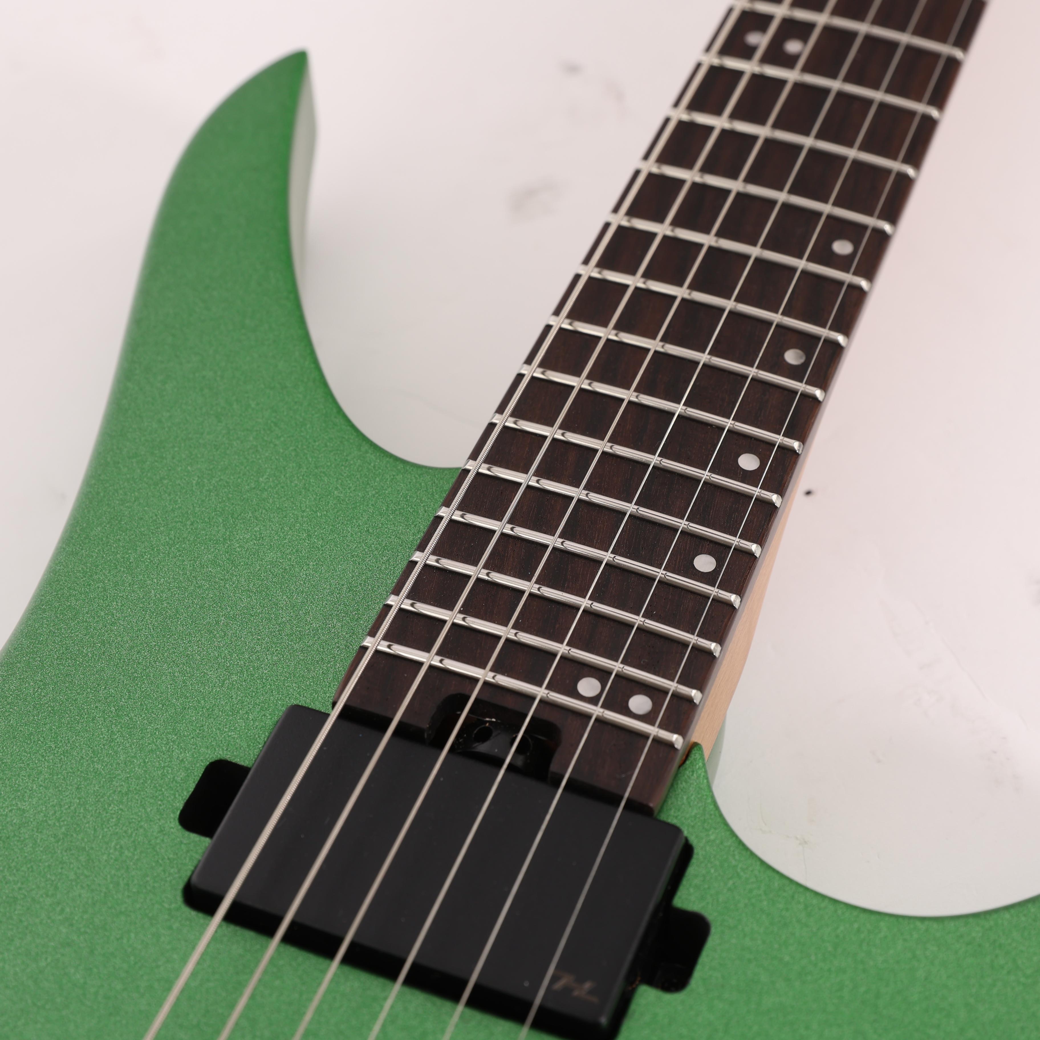 B Stock : Hils HN3 Headless Guitar in Satin Metallic Emerald Green 005 - B-HN3SMEG-0005 (8).jpg