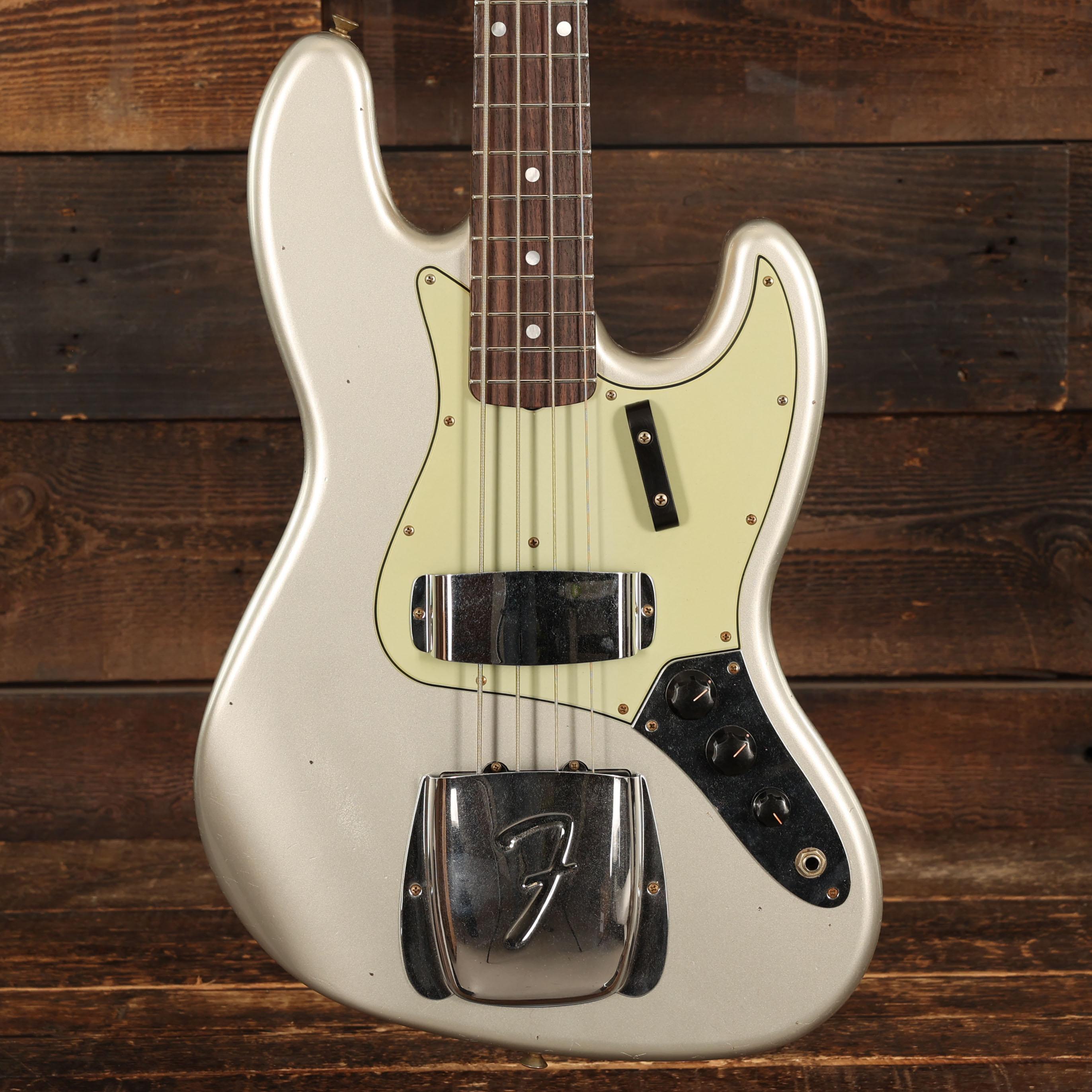 Fender Custom Shop '65 Journeyman Relic Jazz Bass in Faded Inca Silver - CZ587331 (3).jpg