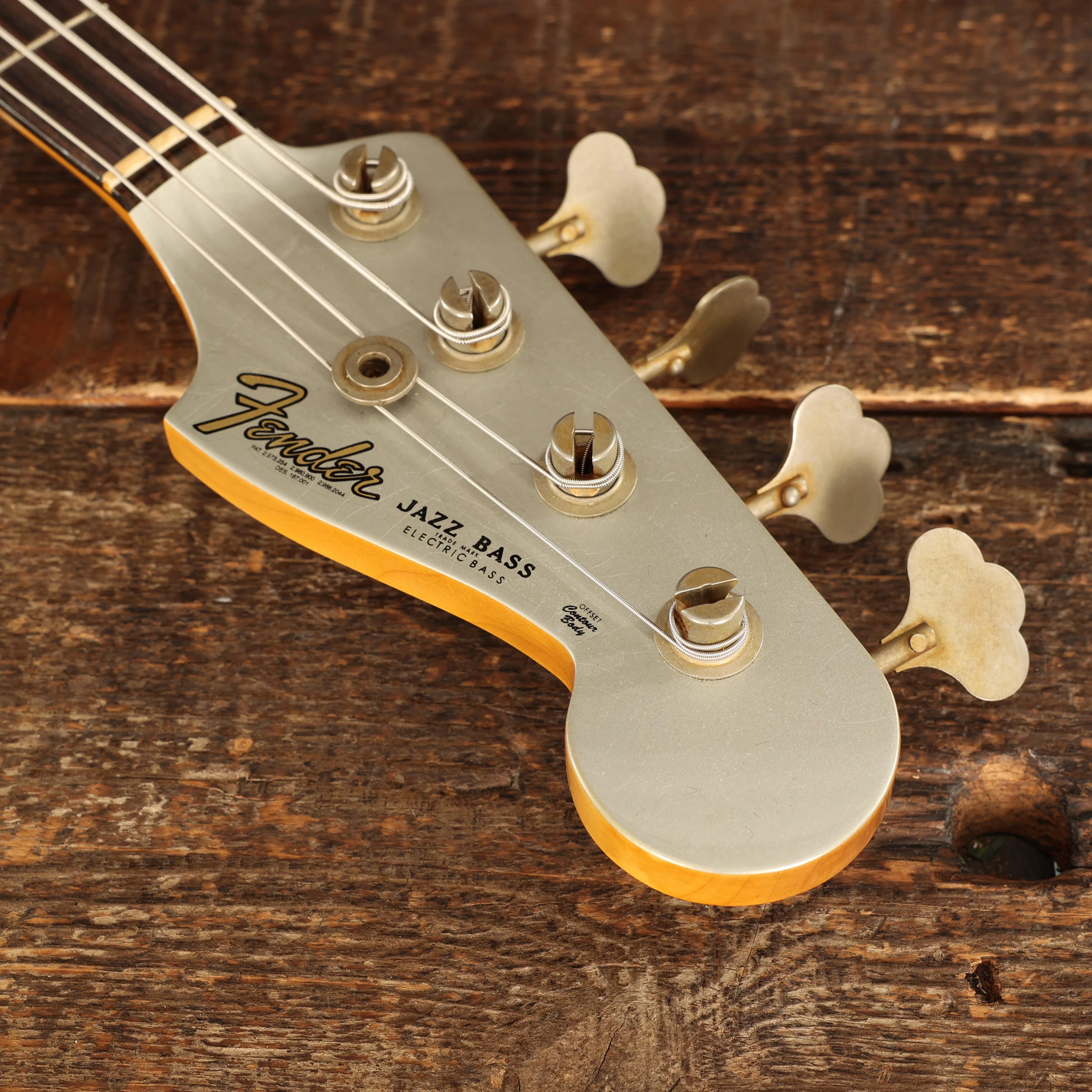 Fender Custom Shop '65 Journeyman Relic Jazz Bass in Faded Inca Silver - CZ587331 (16).jpg
