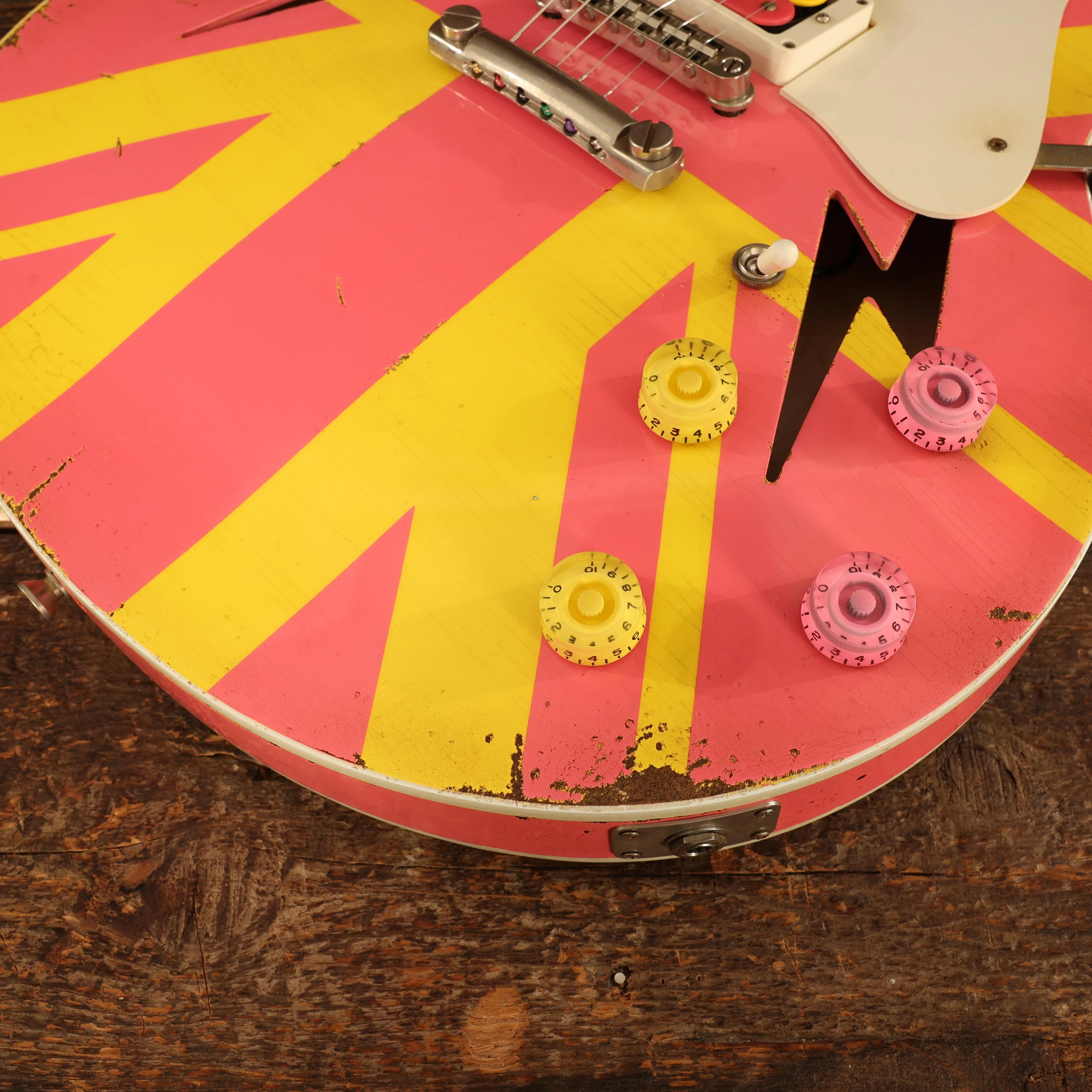 Rock N Roll Relics Lightning Custom Medium Aged in Never Mind the Finish Pink and Yellow - 251980 (10).jpg